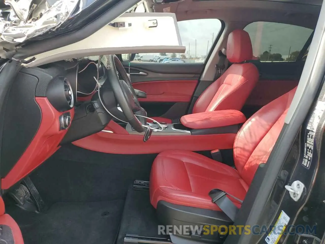 7 fotografías del automóvil dañado ZASPAKBN6M7D18774 ALFA ROMEO STELVIO 2021