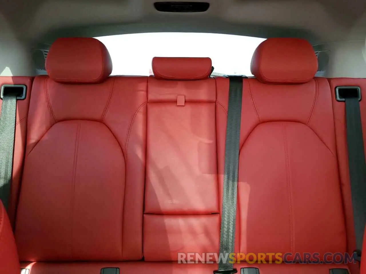 10 fotografías del automóvil dañado ZASPAKBNXM7D13772 ALFA ROMEO STELVIO 2021