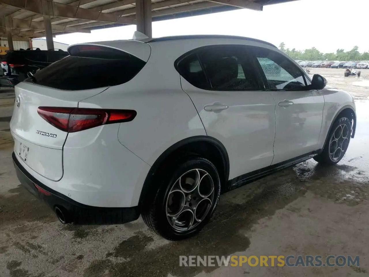 3 fotografías del automóvil dañado ZASPAJAN7N7D39940 ALFA ROMEO STELVIO 2022
