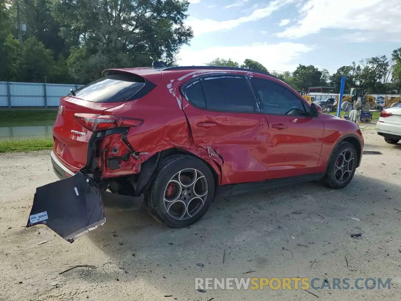 3 fotografías del automóvil dañado ZASPAKAN1N7D27546 ALFA ROMEO STELVIO 2022