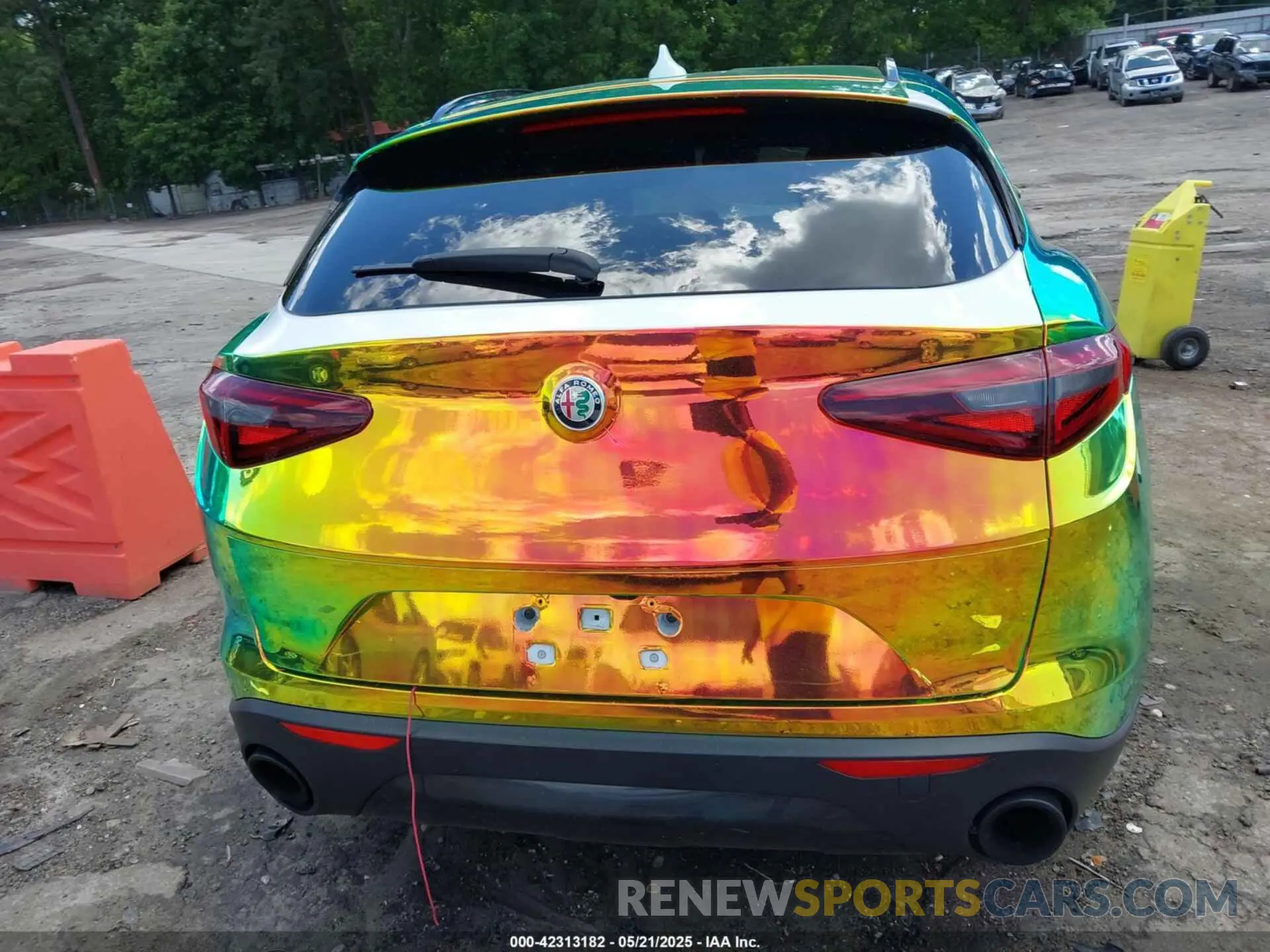 17 fotografías del automóvil dañado ZASPAKANXN7D41462 ALFA ROMEO STELVIO 2022