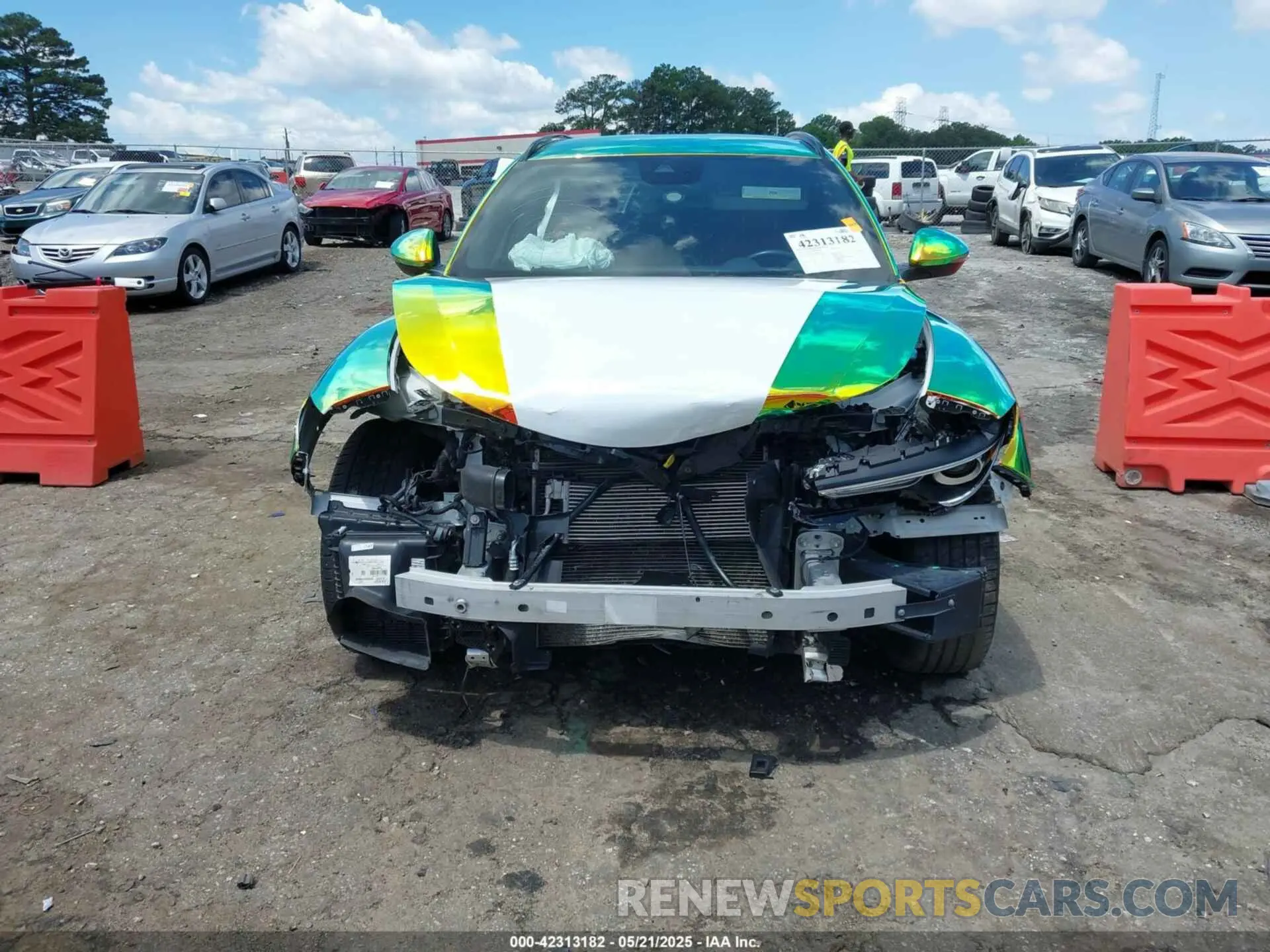 6 fotografías del automóvil dañado ZASPAKANXN7D41462 ALFA ROMEO STELVIO 2022