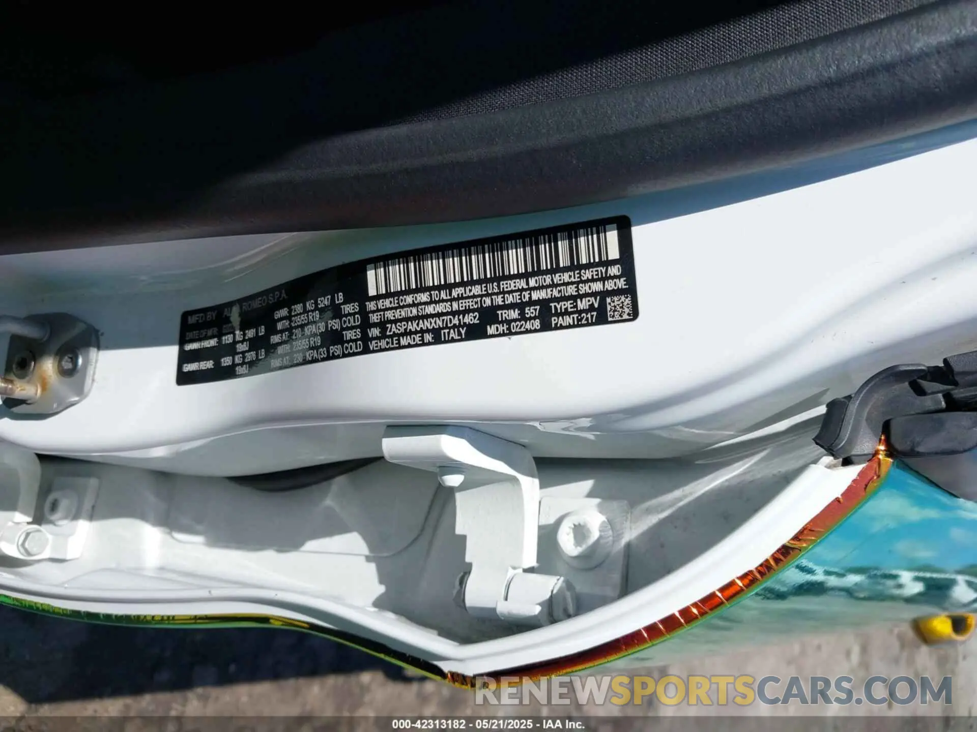 9 fotografías del automóvil dañado ZASPAKANXN7D41462 ALFA ROMEO STELVIO 2022