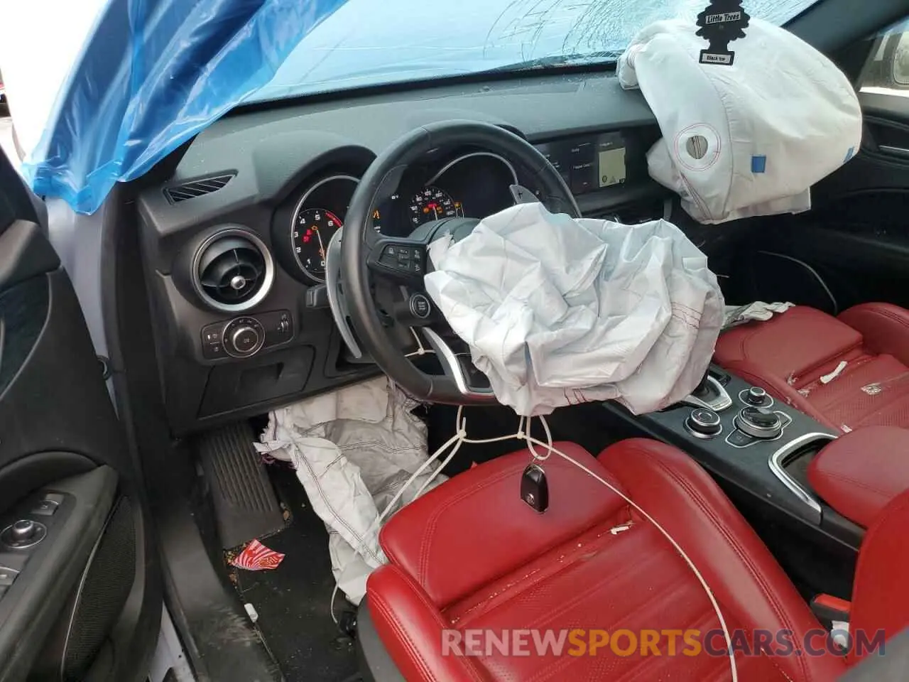 8 fotografías del automóvil dañado ZASPAJAN3P7D50467 ALFA ROMEO STELVIO 2023