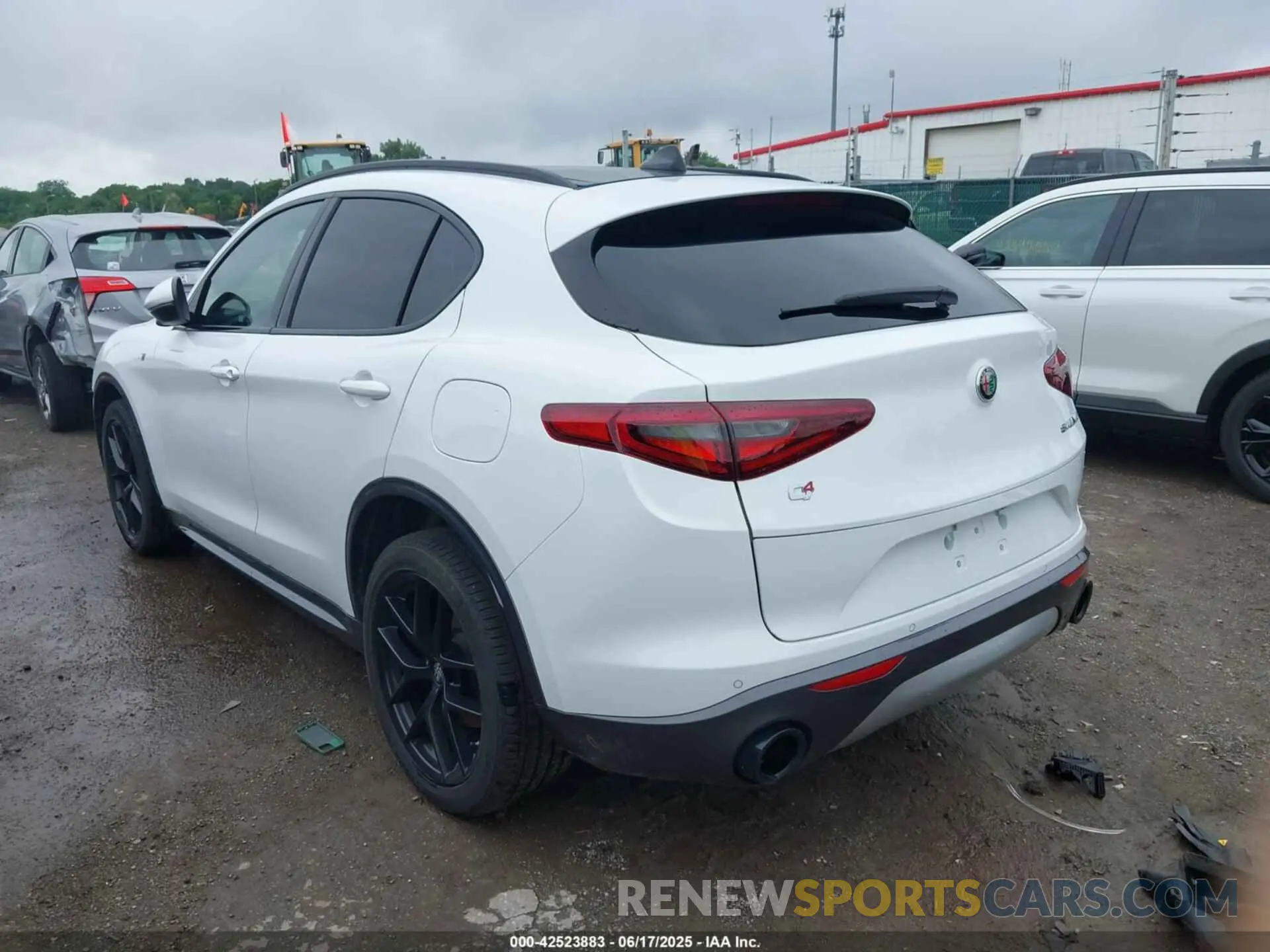 3 fotografías del automóvil dañado ZASPAKBN2P7D56698 ALFA ROMEO STELVIO 2023