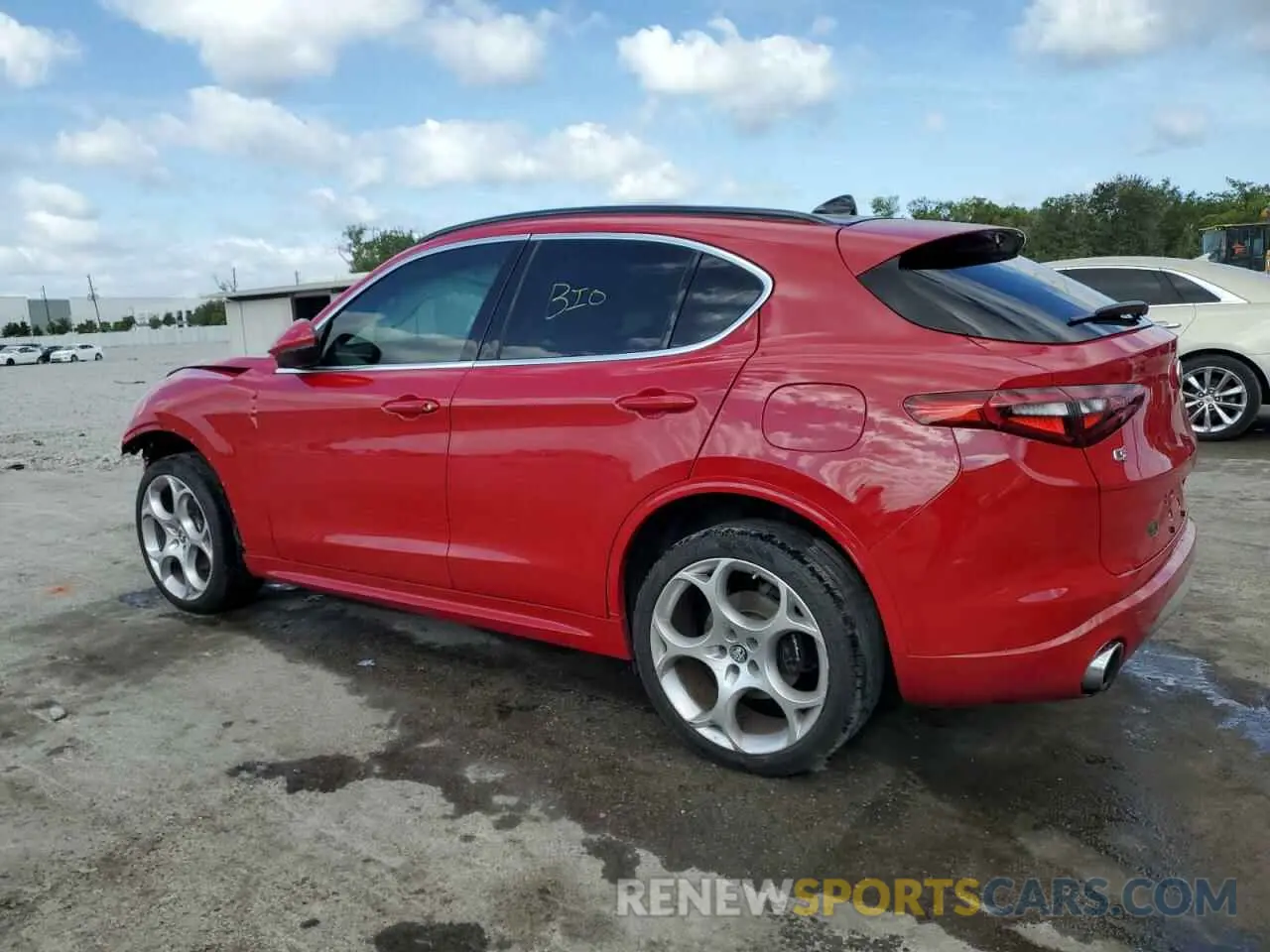 2 fotografías del automóvil dañado ZASPAKBN2P7D65711 ALFA ROMEO STELVIO 2023