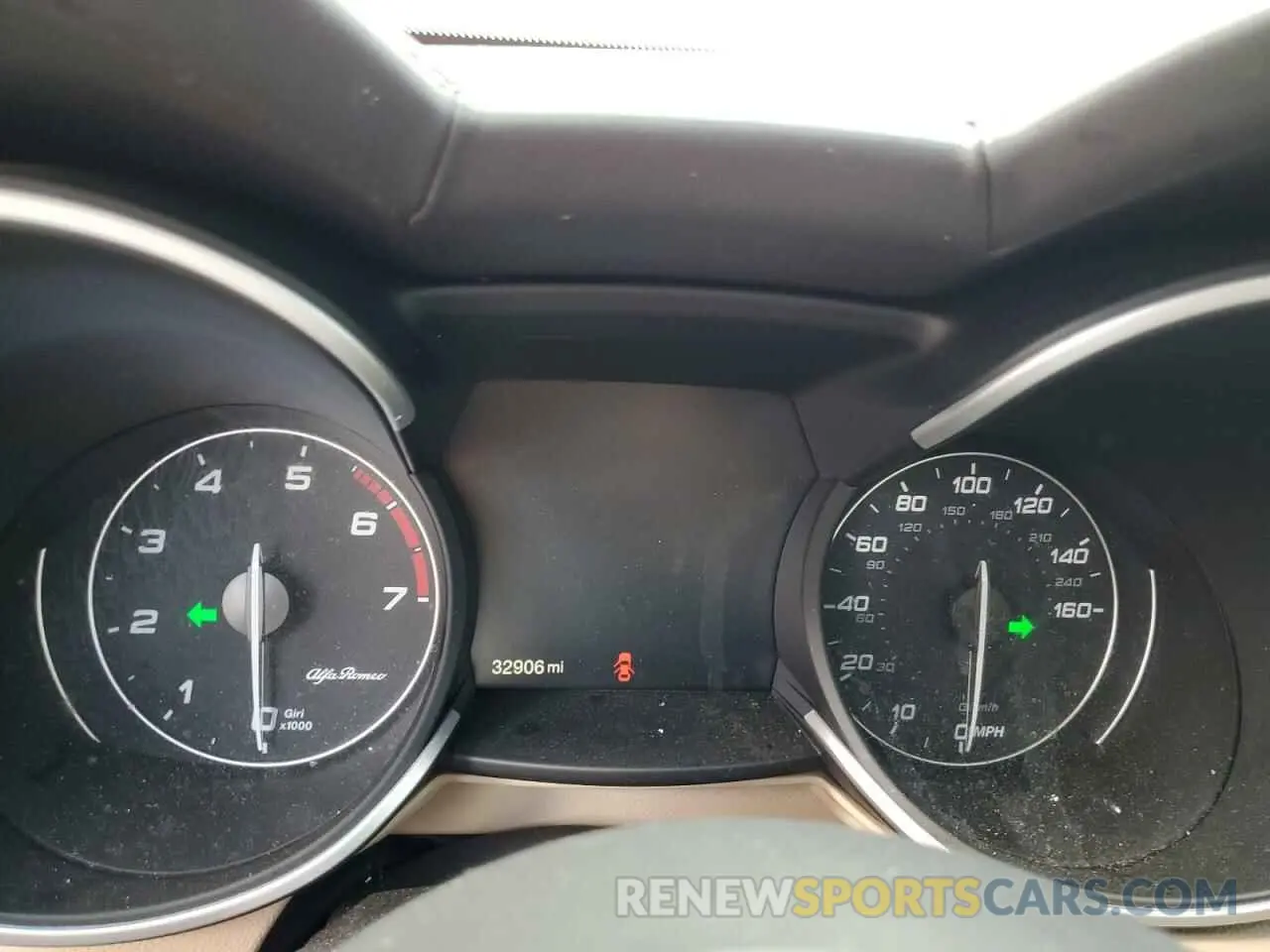 9 fotografías del automóvil dañado ZASPAKBN2P7D65711 ALFA ROMEO STELVIO 2023