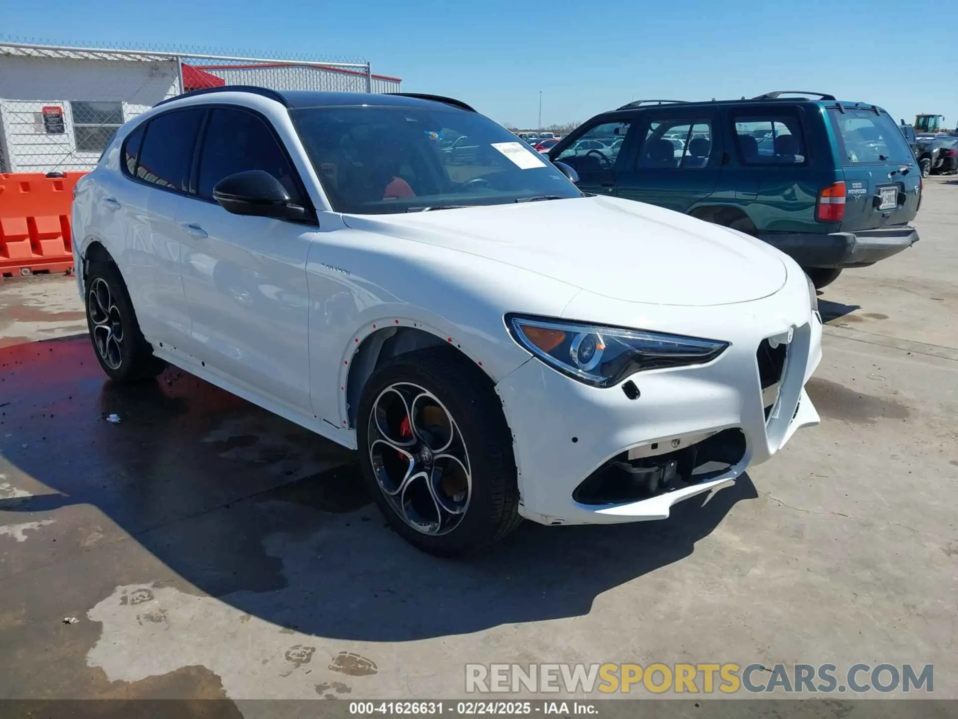 1 fotografías del automóvil dañado ZASPAKBN4P7D63524 ALFA ROMEO STELVIO 2023