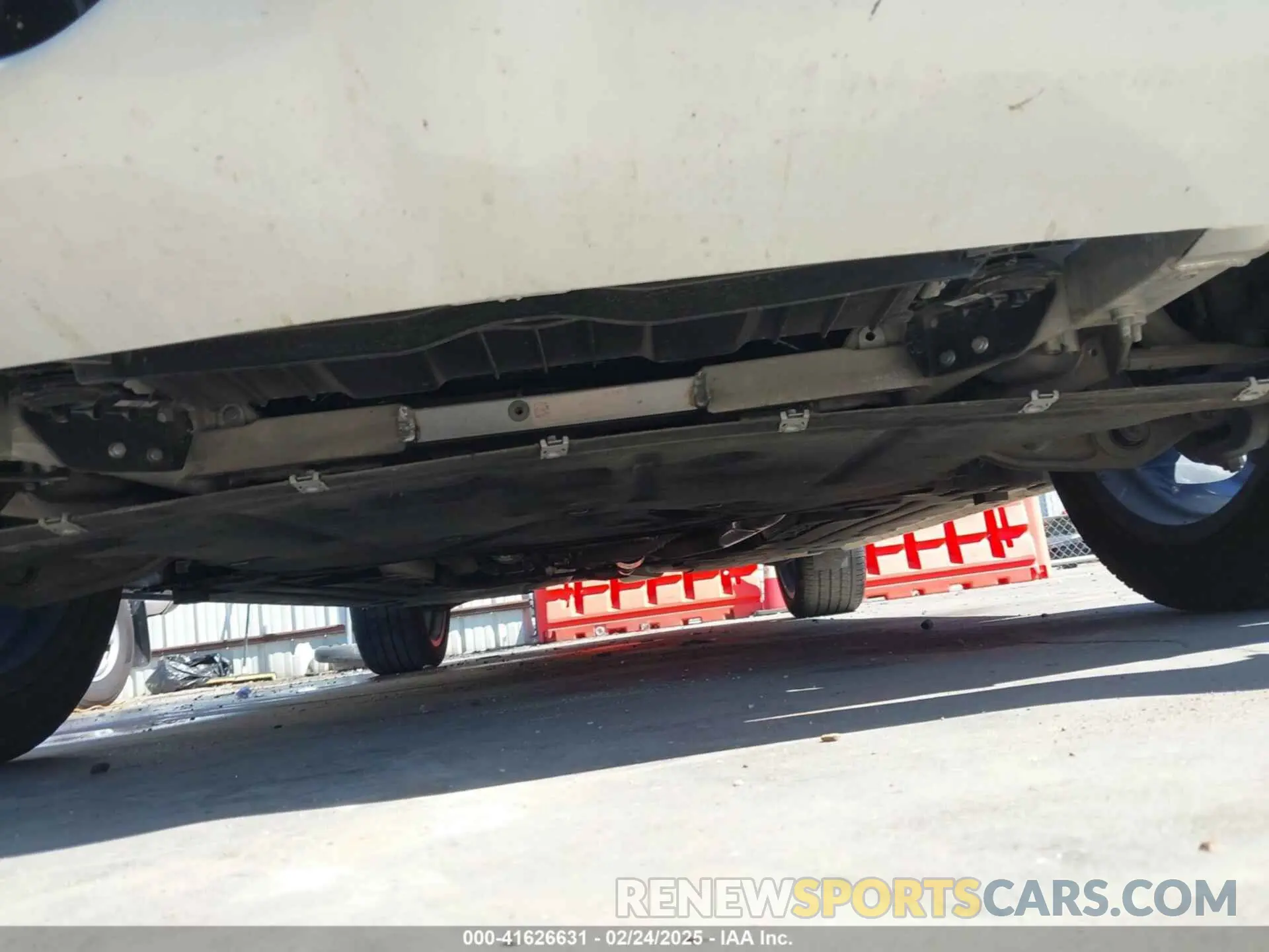 19 fotografías del automóvil dañado ZASPAKBN4P7D63524 ALFA ROMEO STELVIO 2023