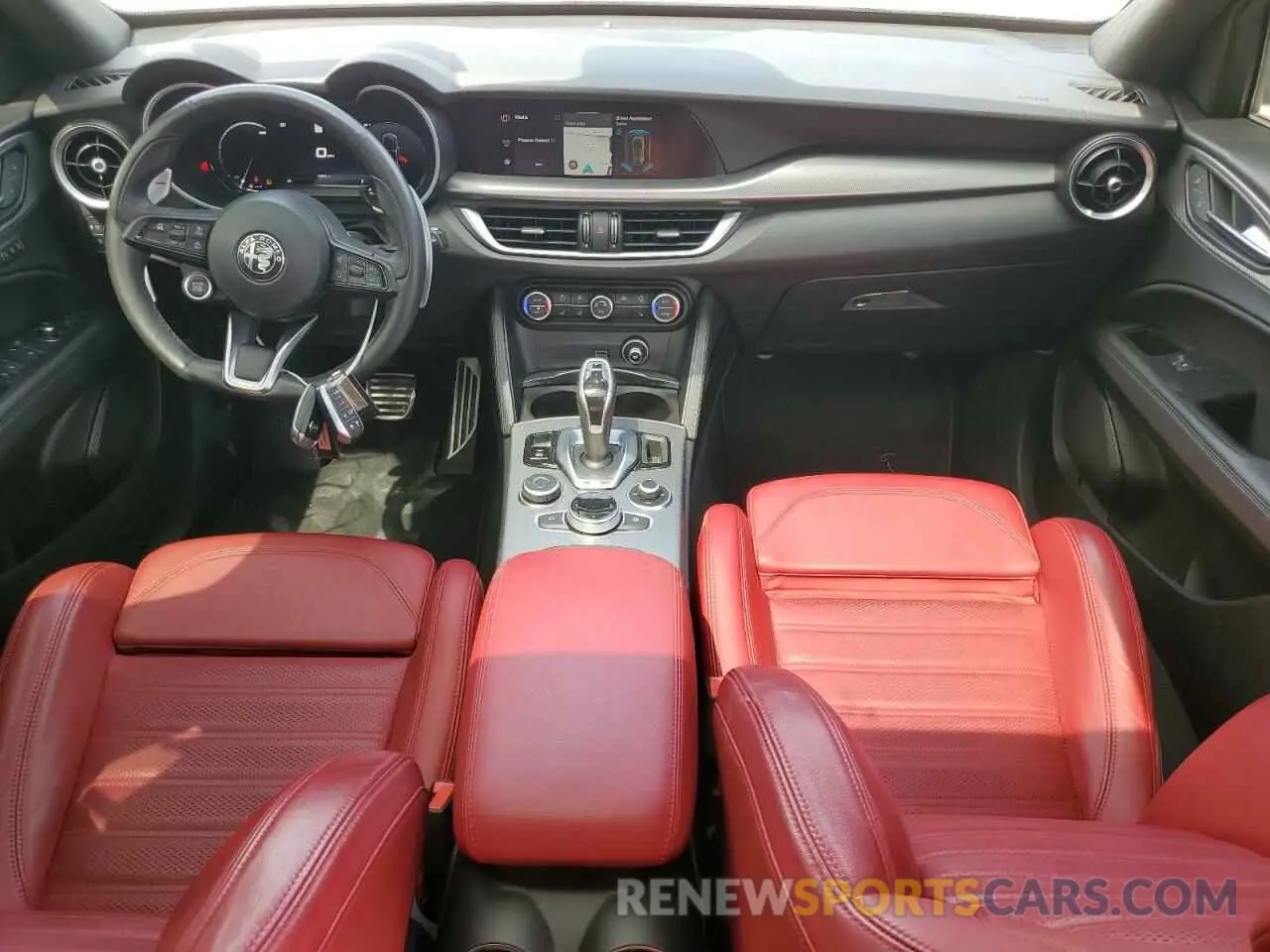 8 fotografías del automóvil dañado ZASPAKBN0R7D75236 ALFA ROMEO STELVIO 2024