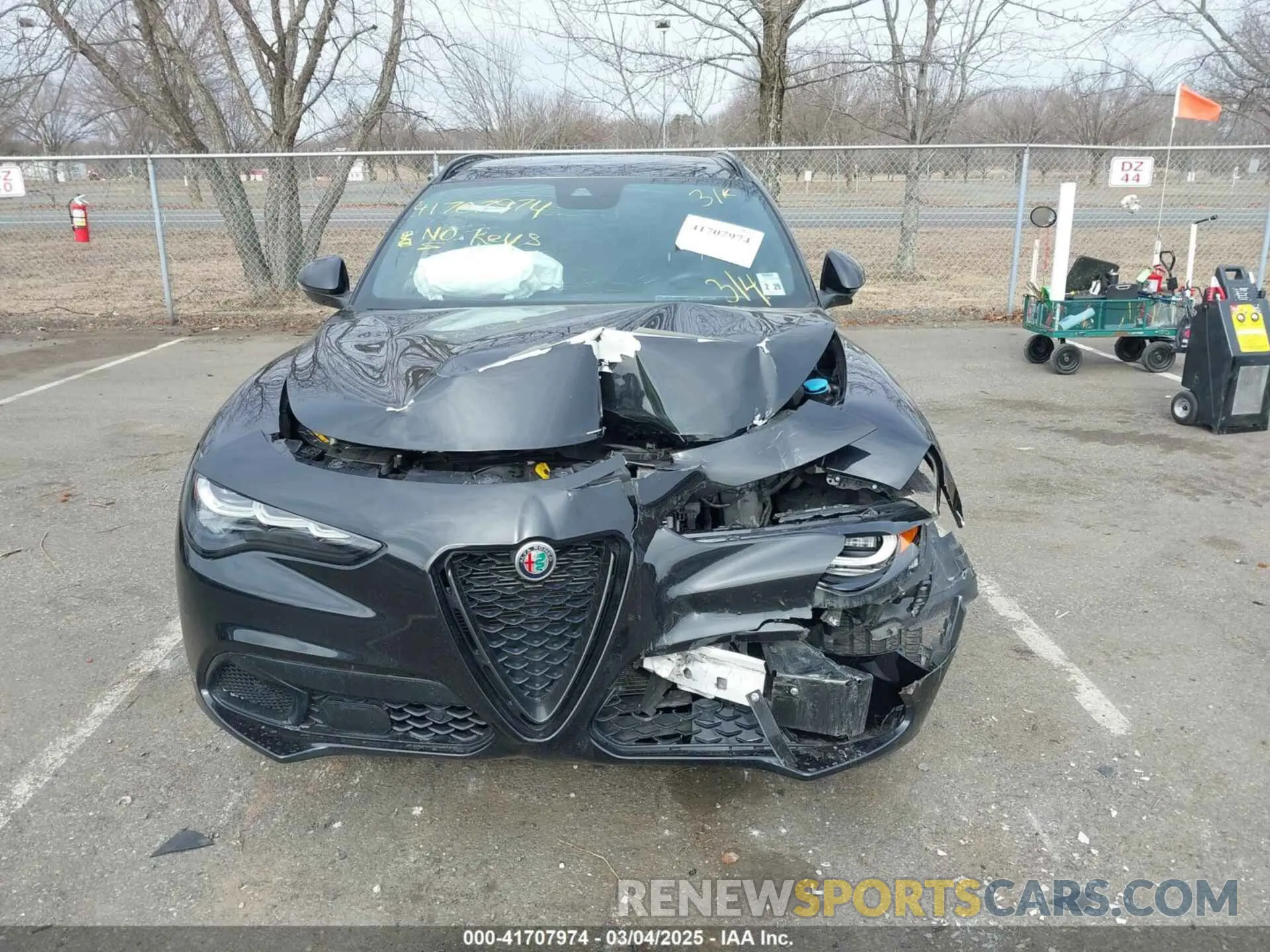 11 fotografías del automóvil dañado ZASPAKBN3R7D74078 ALFA ROMEO STELVIO 2024