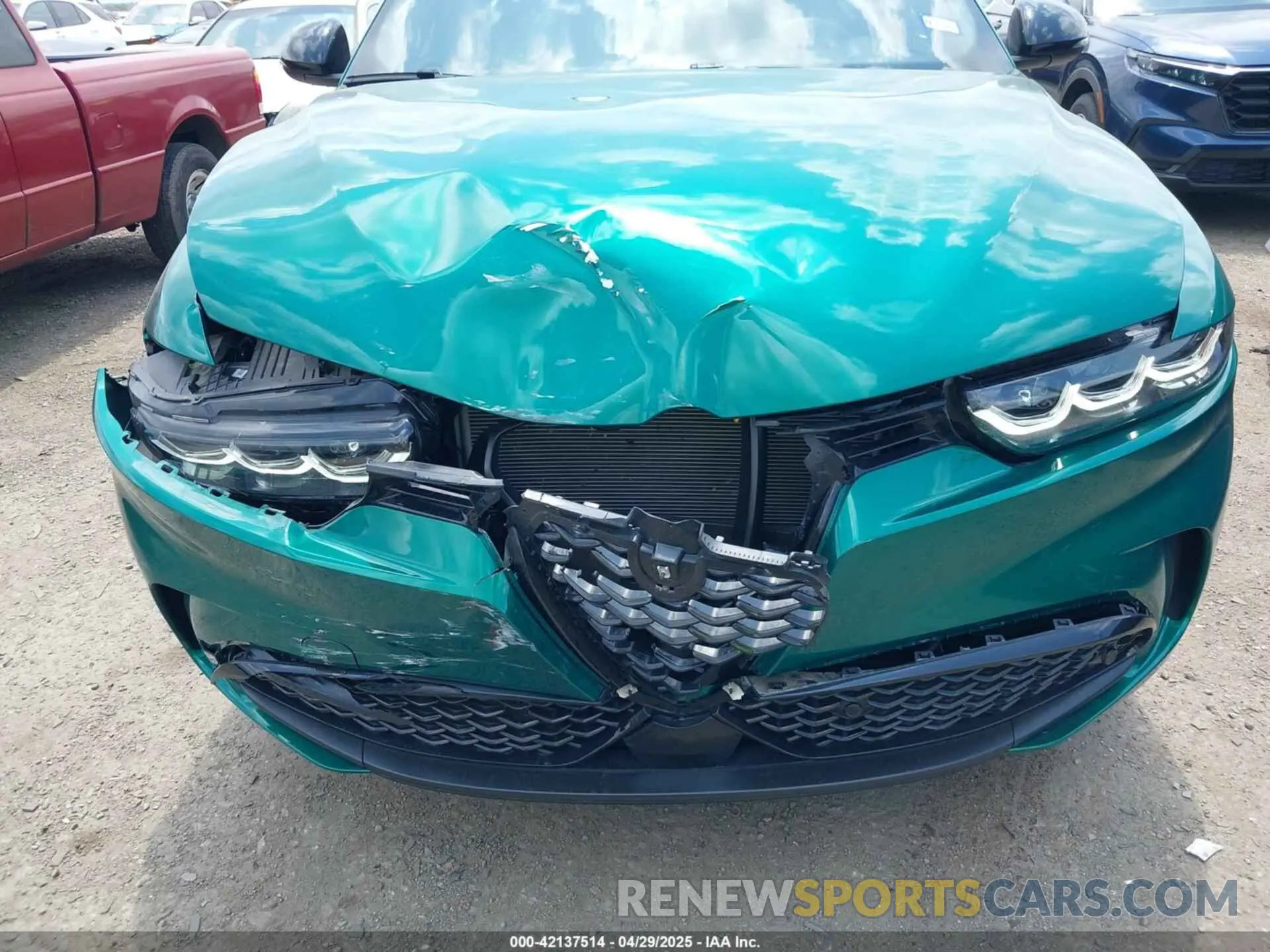 6 fotografías del automóvil dañado ZASPATDW6R3036948 ALFA ROMEO TONALE 2024