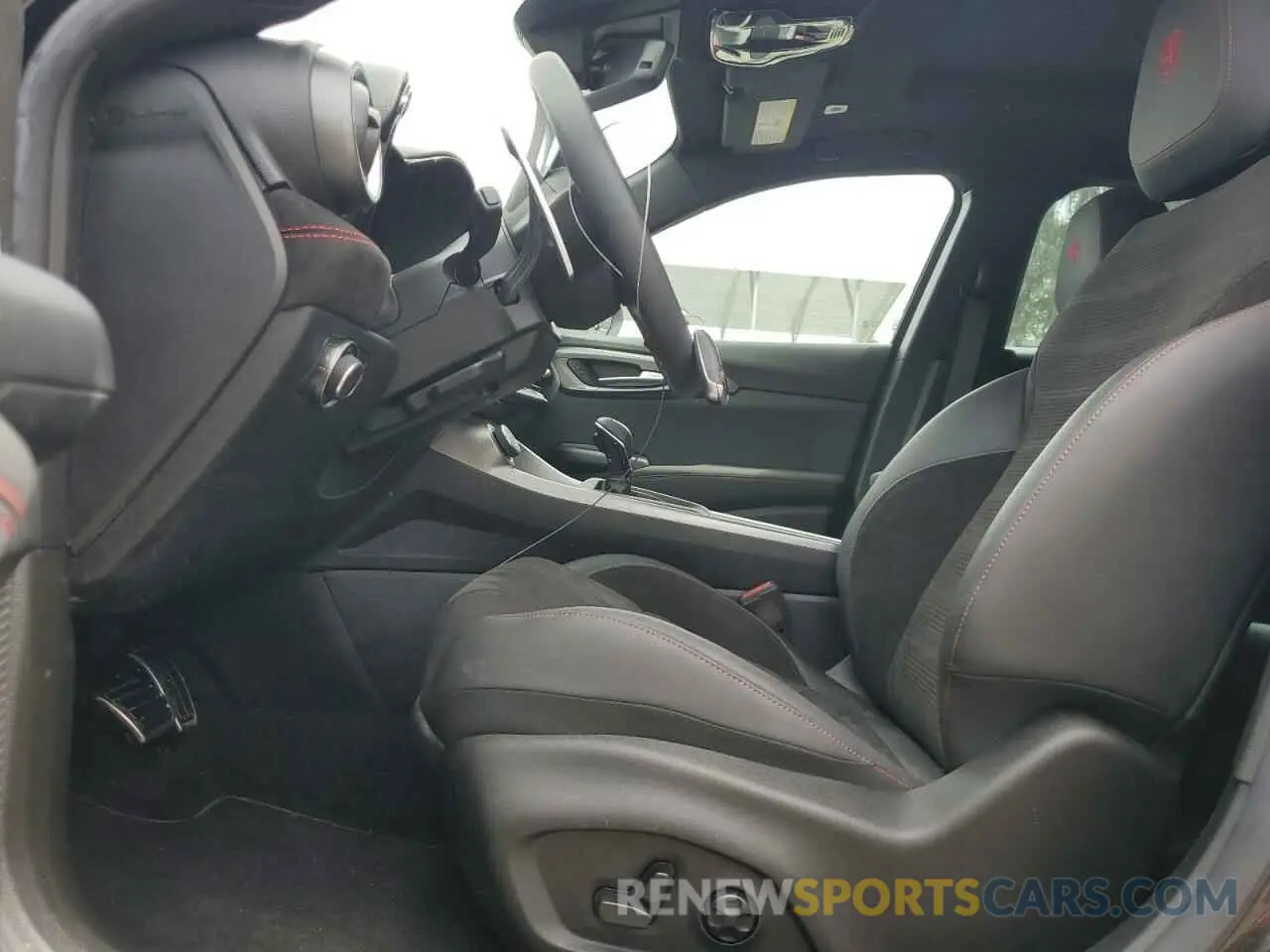 7 fotografías del automóvil dañado ZASPATDW2R3054217 ALFA ROMEO TONALE VEL 2024