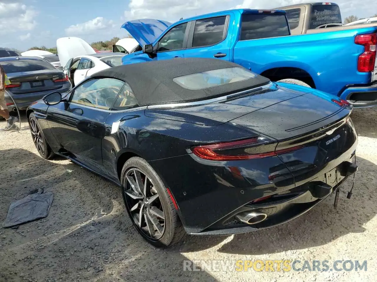 2 fotografías del automóvil dañado SCFRMFCW9KGM05896 ASTON MARTIN ALL MODELS 2019