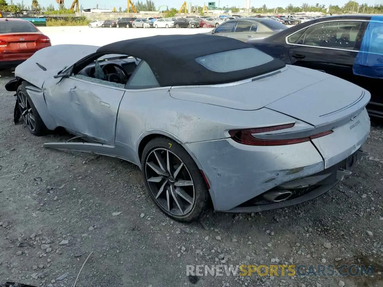 3 fotografías del automóvil dañado SCFRMFCW9KGM08362 ASTON MARTIN ALL MODELS 2019