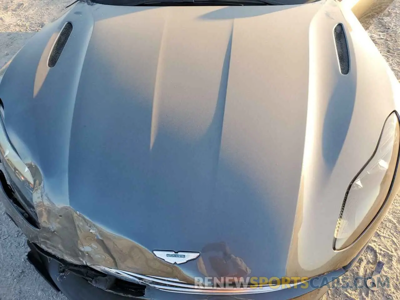 11 fotografías del automóvil dañado SCFRMFCWXKGM06894 ASTON MARTIN ALL MODELS 2019