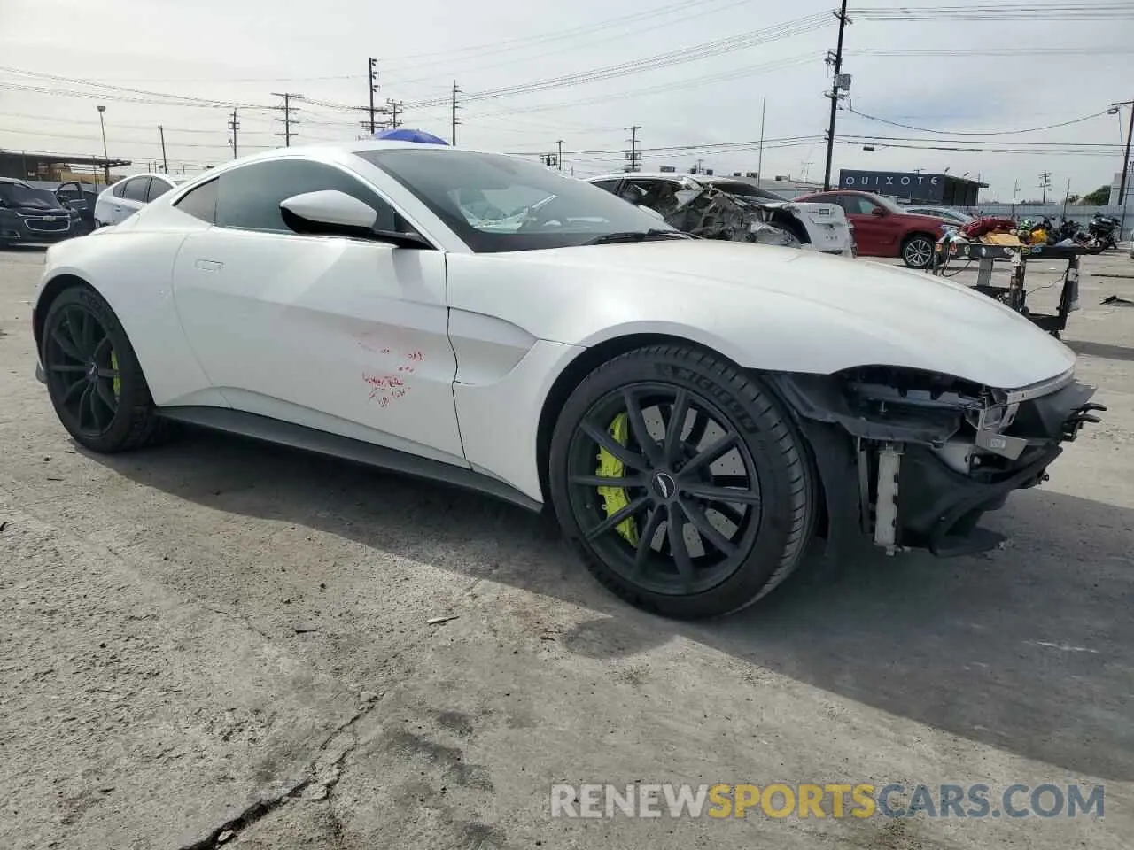 4 fotografías del automóvil dañado SCFSMGAW2KGN01086 ASTON MARTIN ALL MODELS 2019