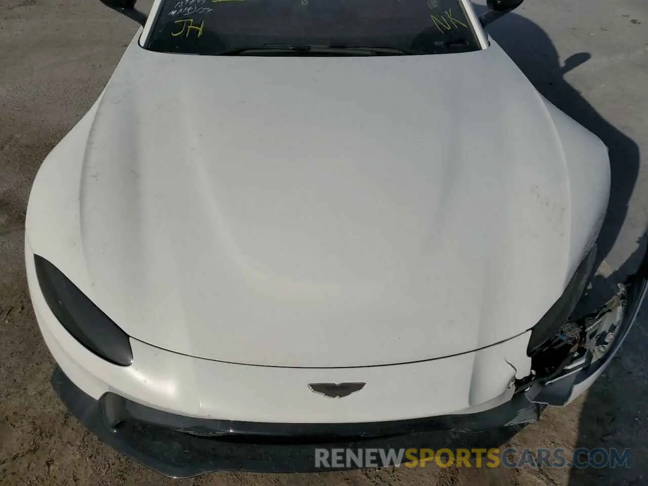 11 fotografías del automóvil dañado SCFSMGAW9KGN01036 ASTON MARTIN ALL MODELS 2019