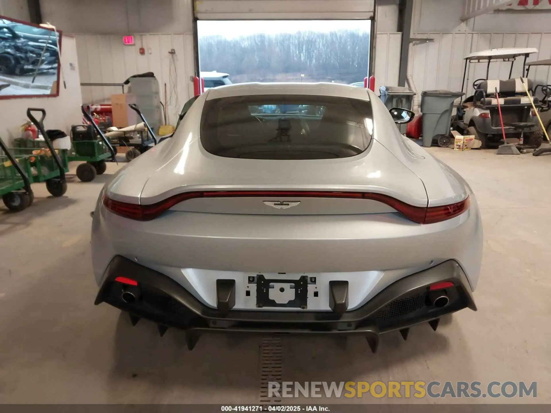17 fotografías del automóvil dañado SCFSMGAW3LGN02877 ASTON MARTIN VANTAGE 2020