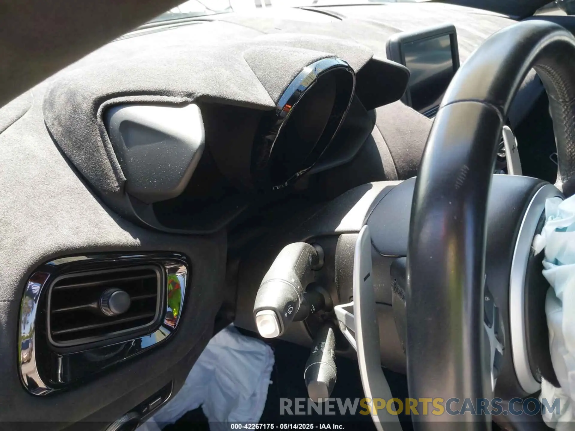 14 fotografías del automóvil dañado SCFSMGAW9LGN02883 ASTON MARTIN VANTAGE 2020