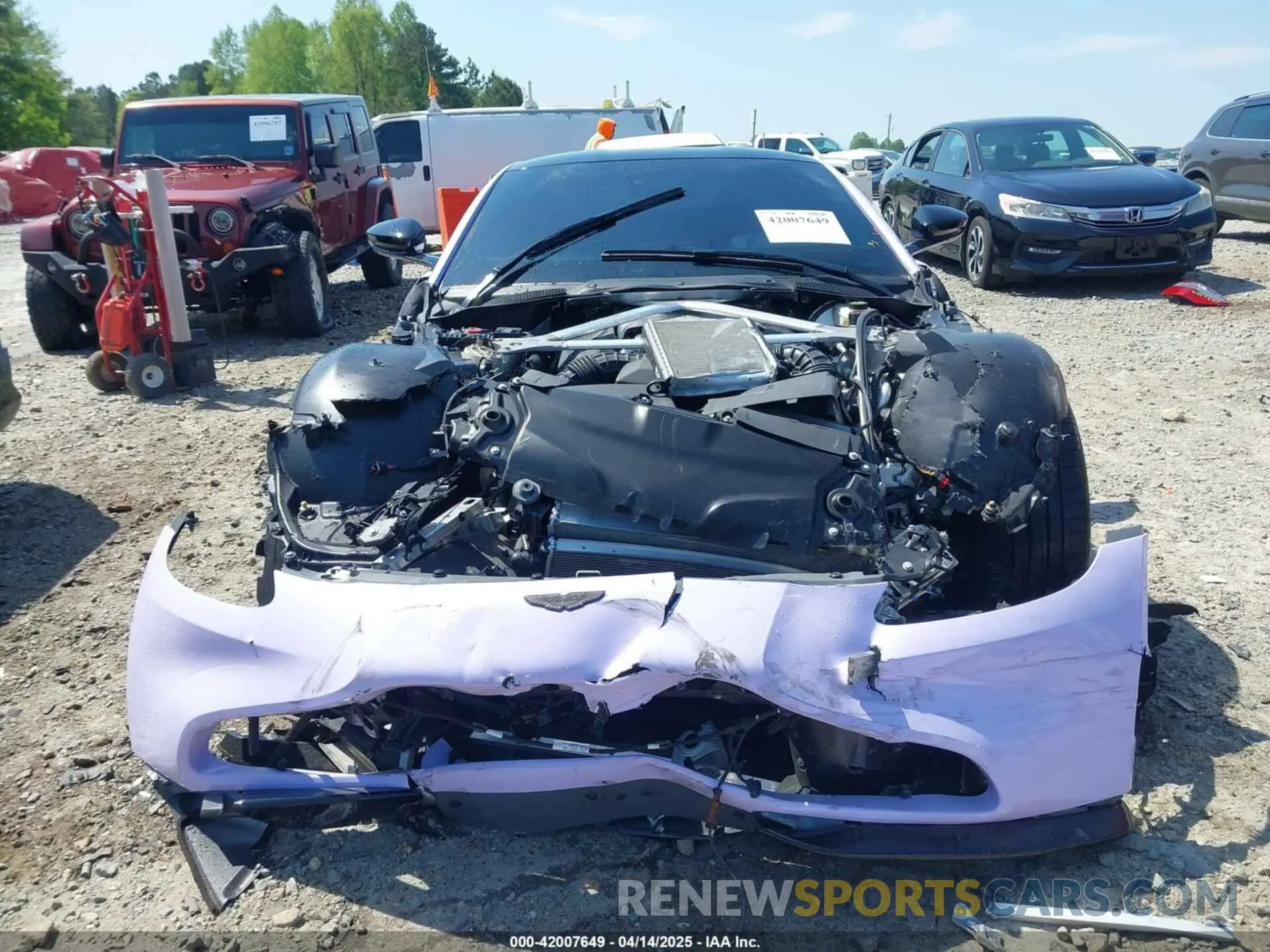13 fotografías del automóvil dañado SCFSMGAWXPGN08553 ASTON MARTIN VANTAGE 2023
