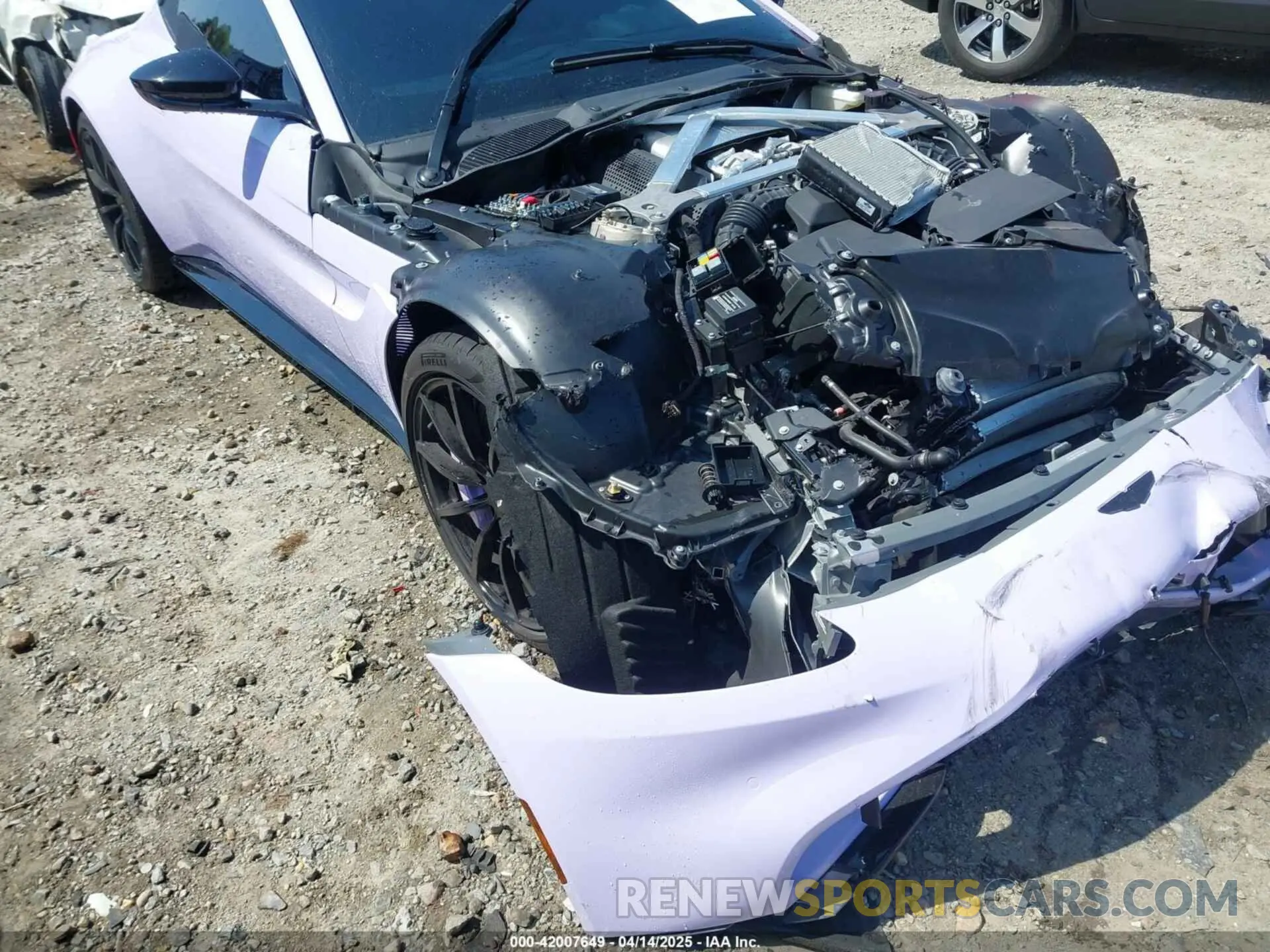 18 fotografías del automóvil dañado SCFSMGAWXPGN08553 ASTON MARTIN VANTAGE 2023