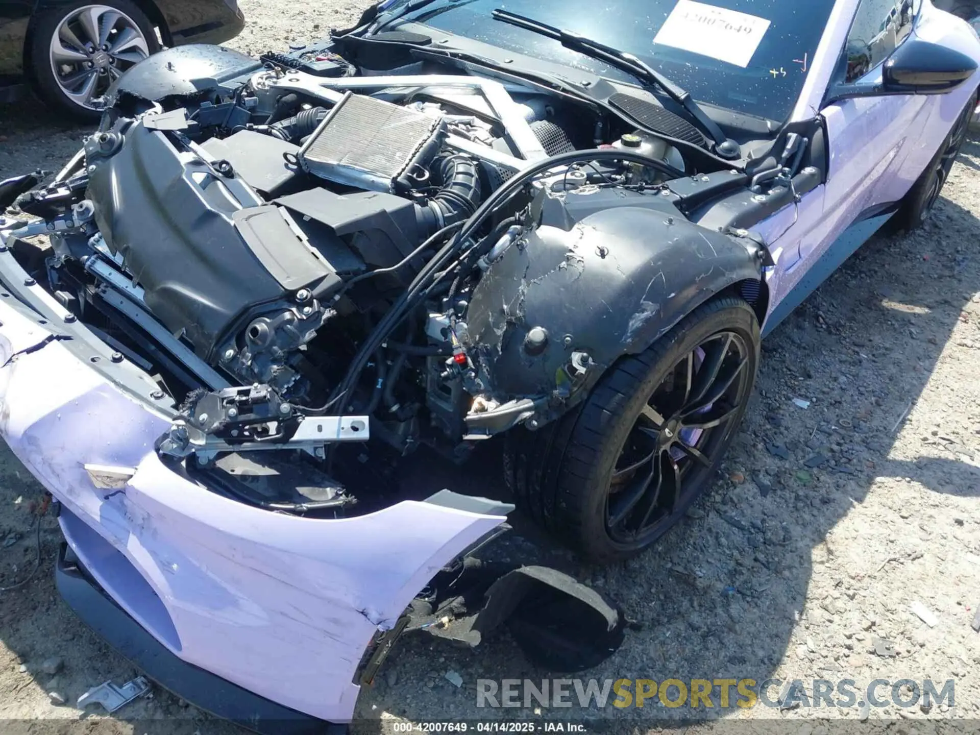 20 fotografías del automóvil dañado SCFSMGAWXPGN08553 ASTON MARTIN VANTAGE 2023