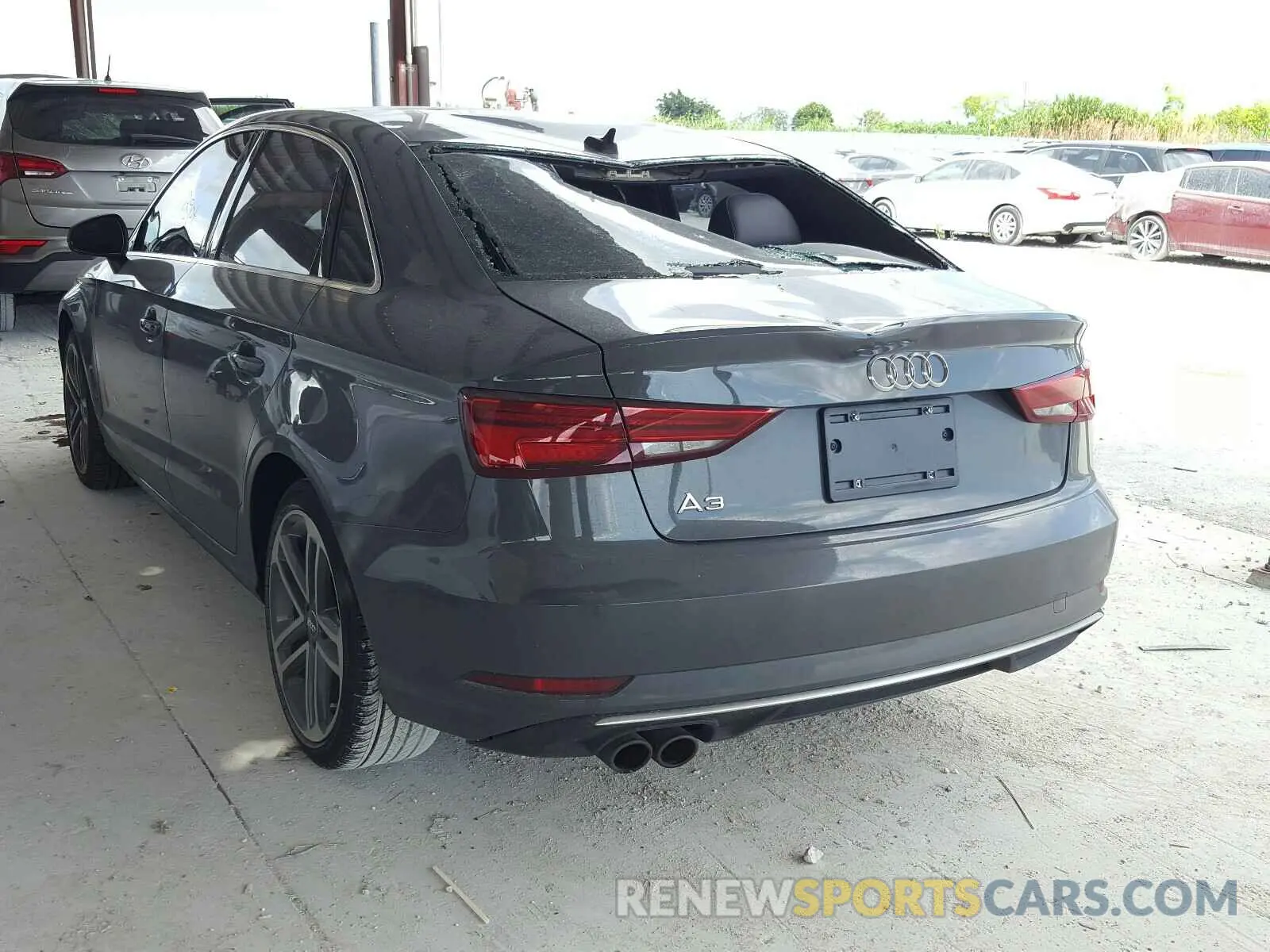 3 fotografías del automóvil dañado WAUAUGFF0K1010521 AUDI A3 2019