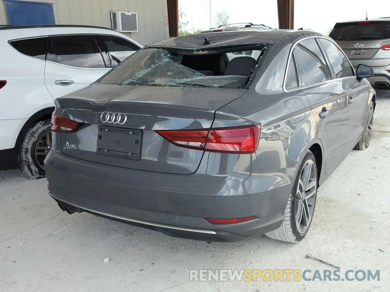 4 fotografías del automóvil dañado WAUAUGFF0K1010521 AUDI A3 2019