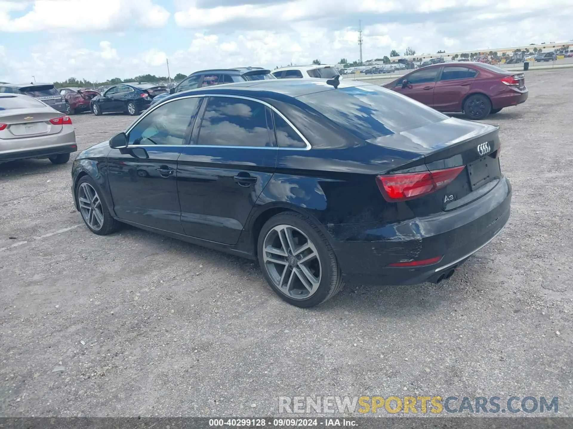 3 fotografías del automóvil dañado WAUAUGFF0K1014245 AUDI A3 2019