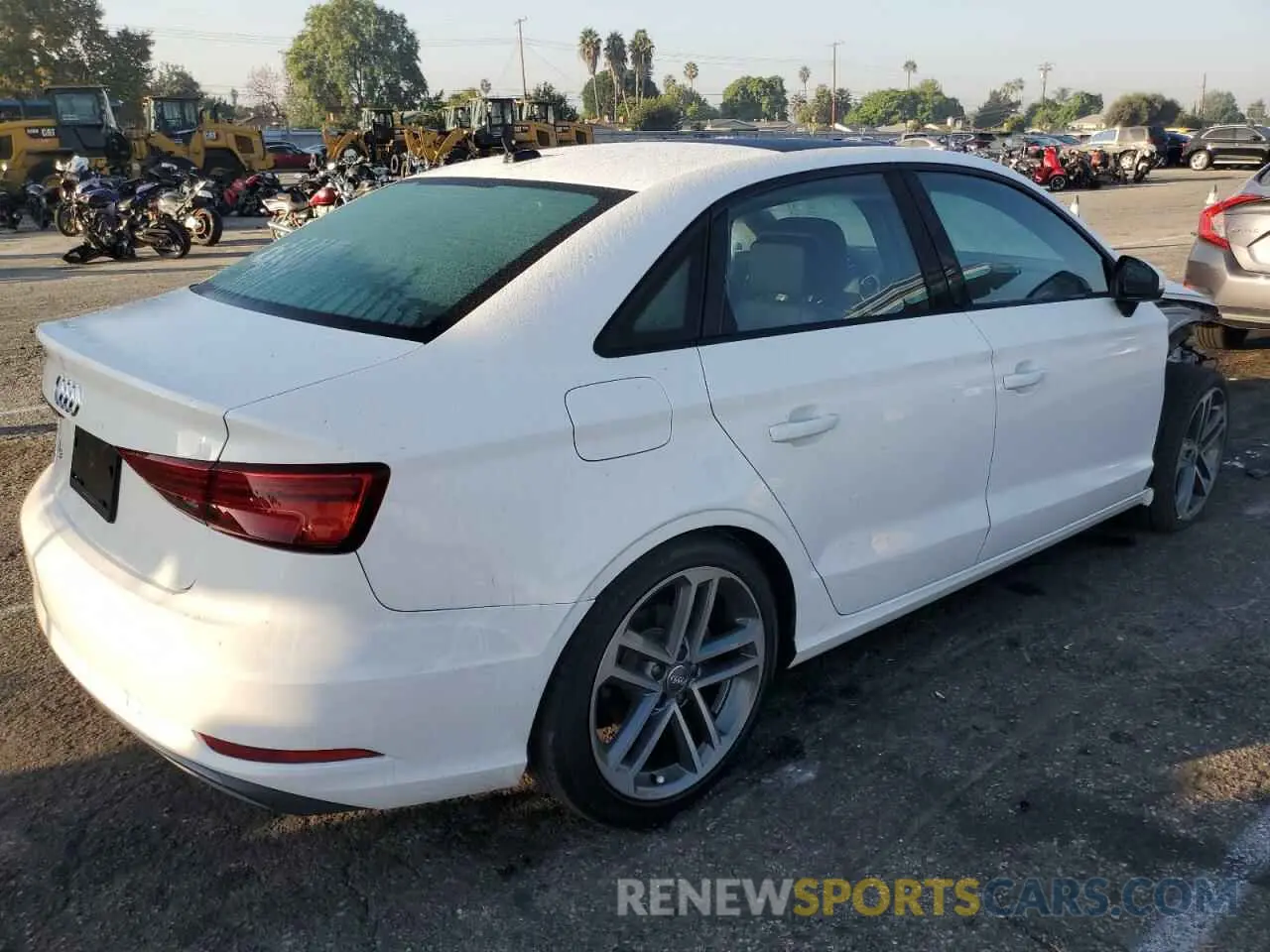 3 fotografías del automóvil dañado WAUAUGFF0KA107685 AUDI A3 2019