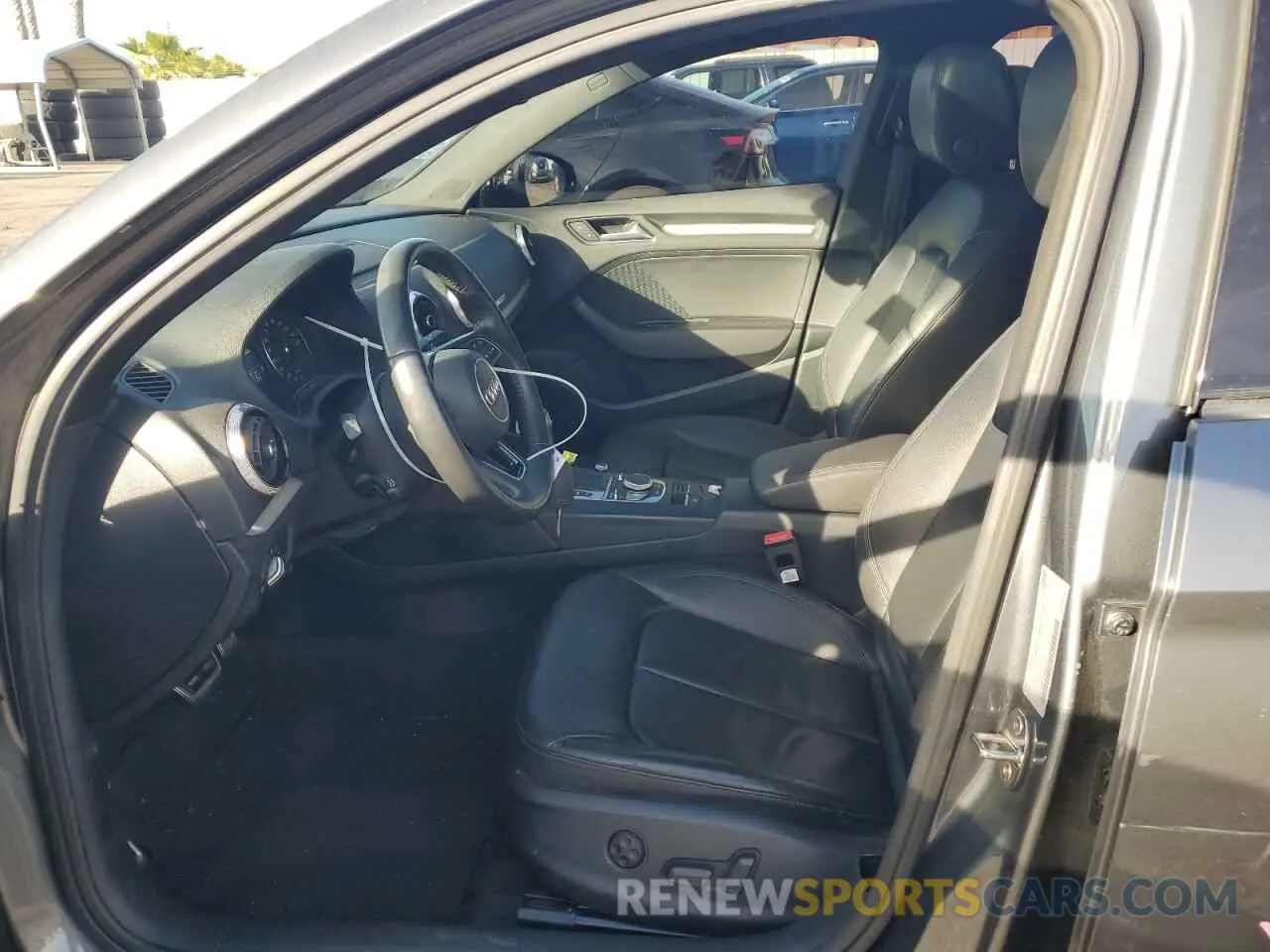 7 fotografías del automóvil dañado WAUAUGFF2KA088332 AUDI A3 2019