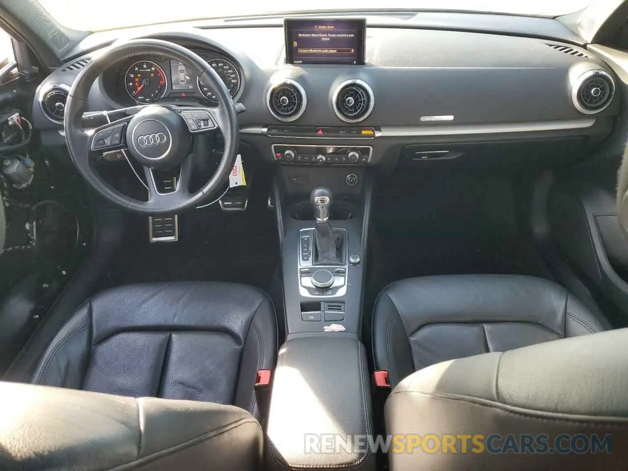 8 fotografías del automóvil dañado WAUAUGFF2KA088332 AUDI A3 2019