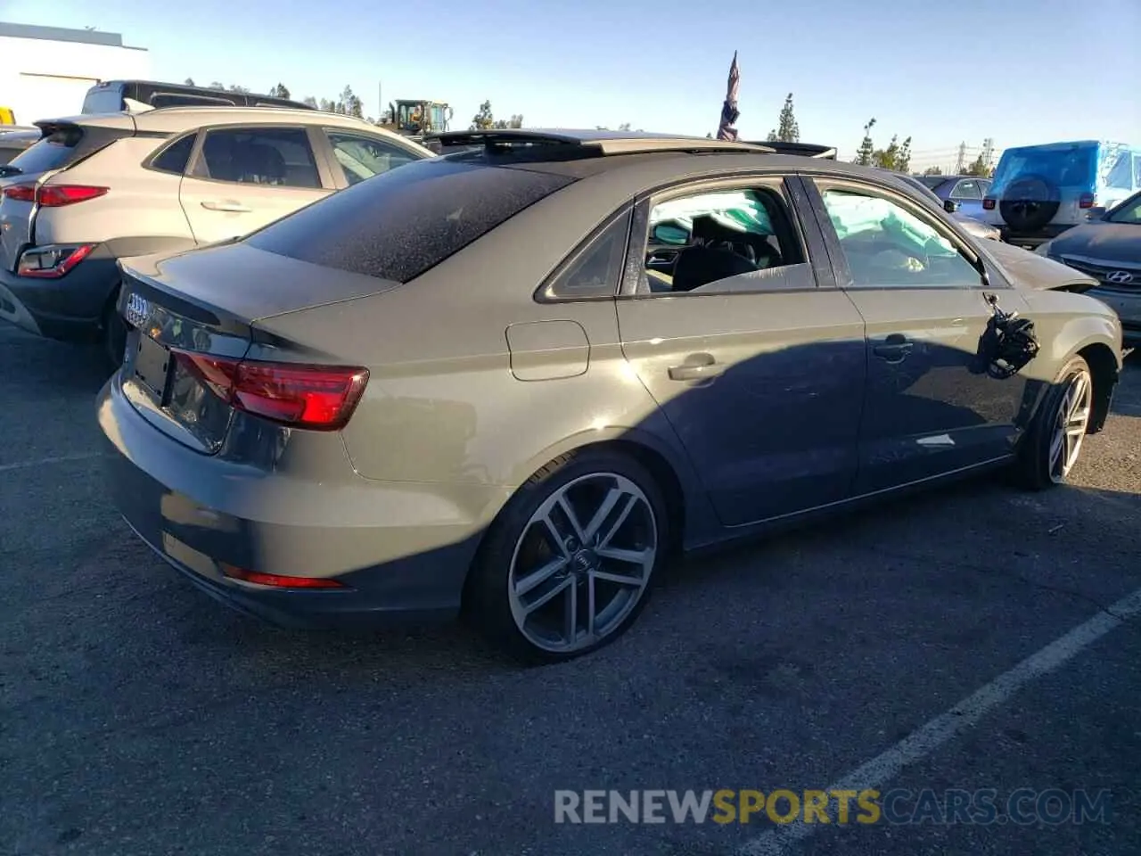 3 fotografías del automóvil dañado WAUAUGFF4KA086954 AUDI A3 2019