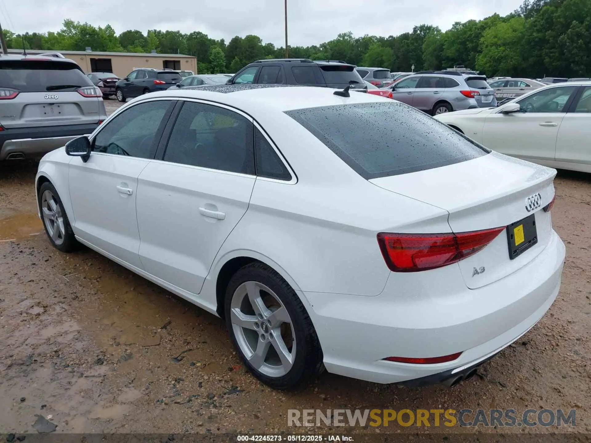 3 fotografías del automóvil dañado WAUAUGFF6K1010085 AUDI A3 2019