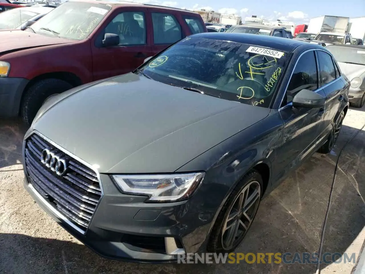 2 fotografías del automóvil dañado WAUAUGFF9K1012929 AUDI A3 2019