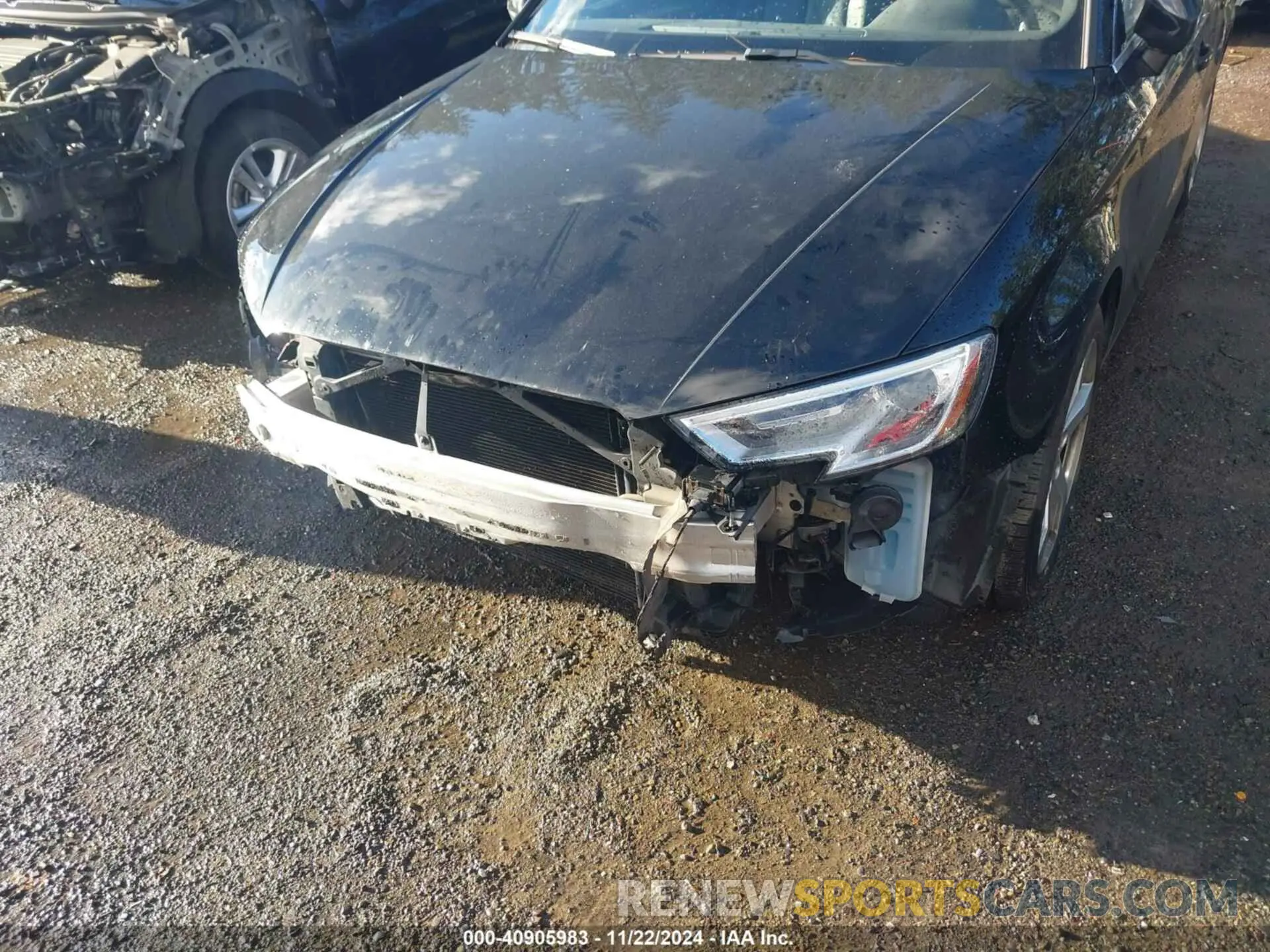 6 fotografías del automóvil dañado WAUBEGFF3K1019313 AUDI A3 2019