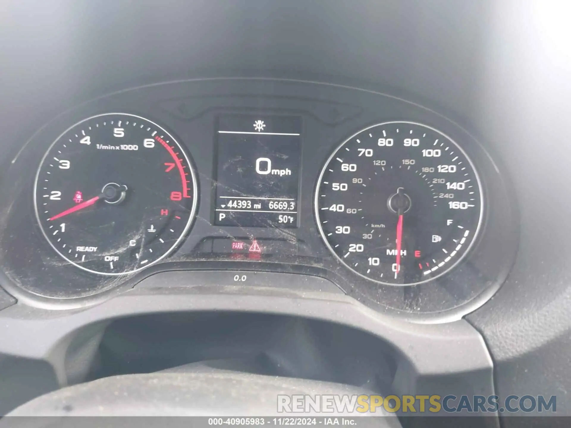 7 fotografías del automóvil dañado WAUBEGFF3K1019313 AUDI A3 2019