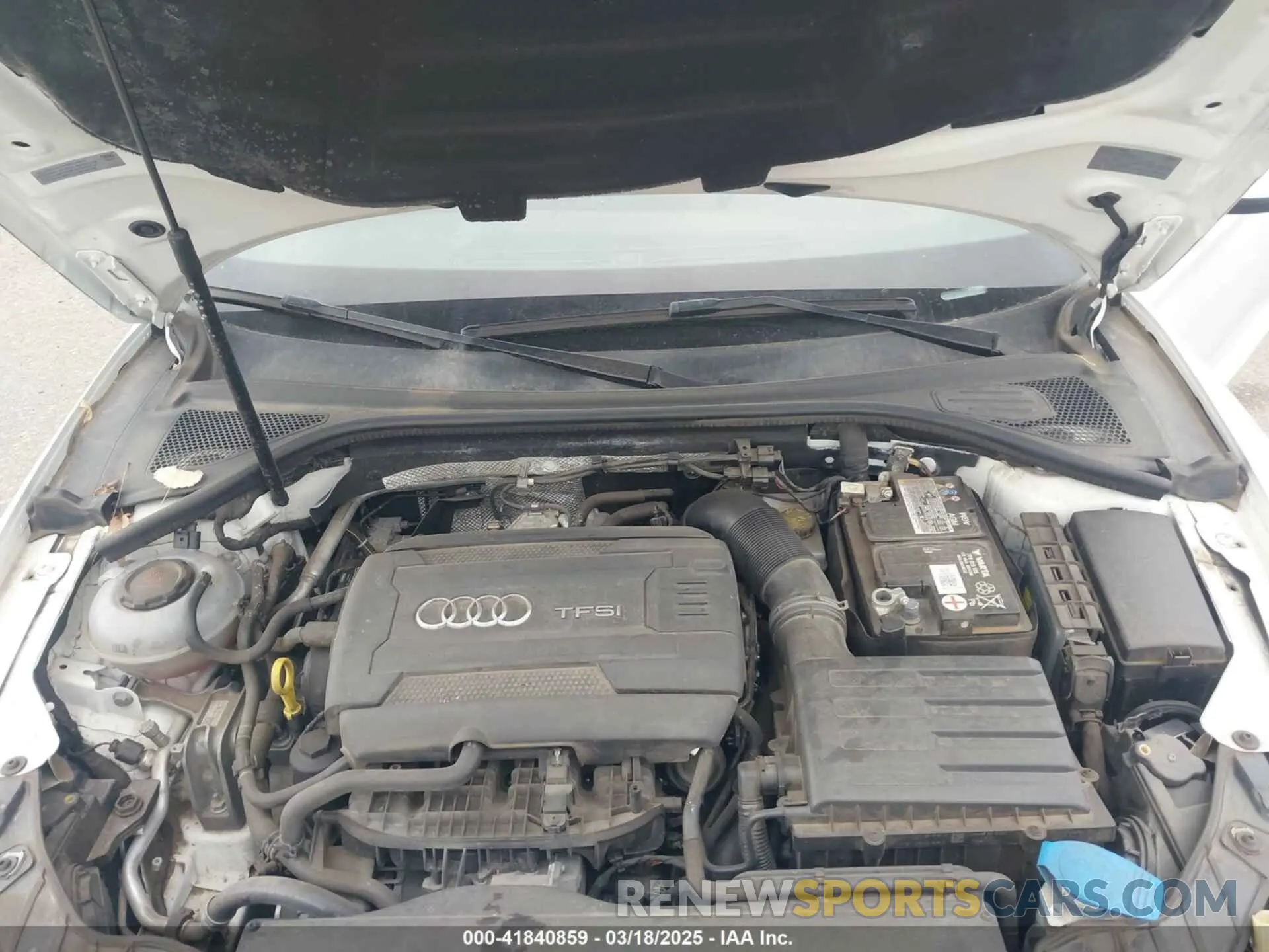 10 fotografías del automóvil dañado WAUBEGFF8KA113719 AUDI A3 2019