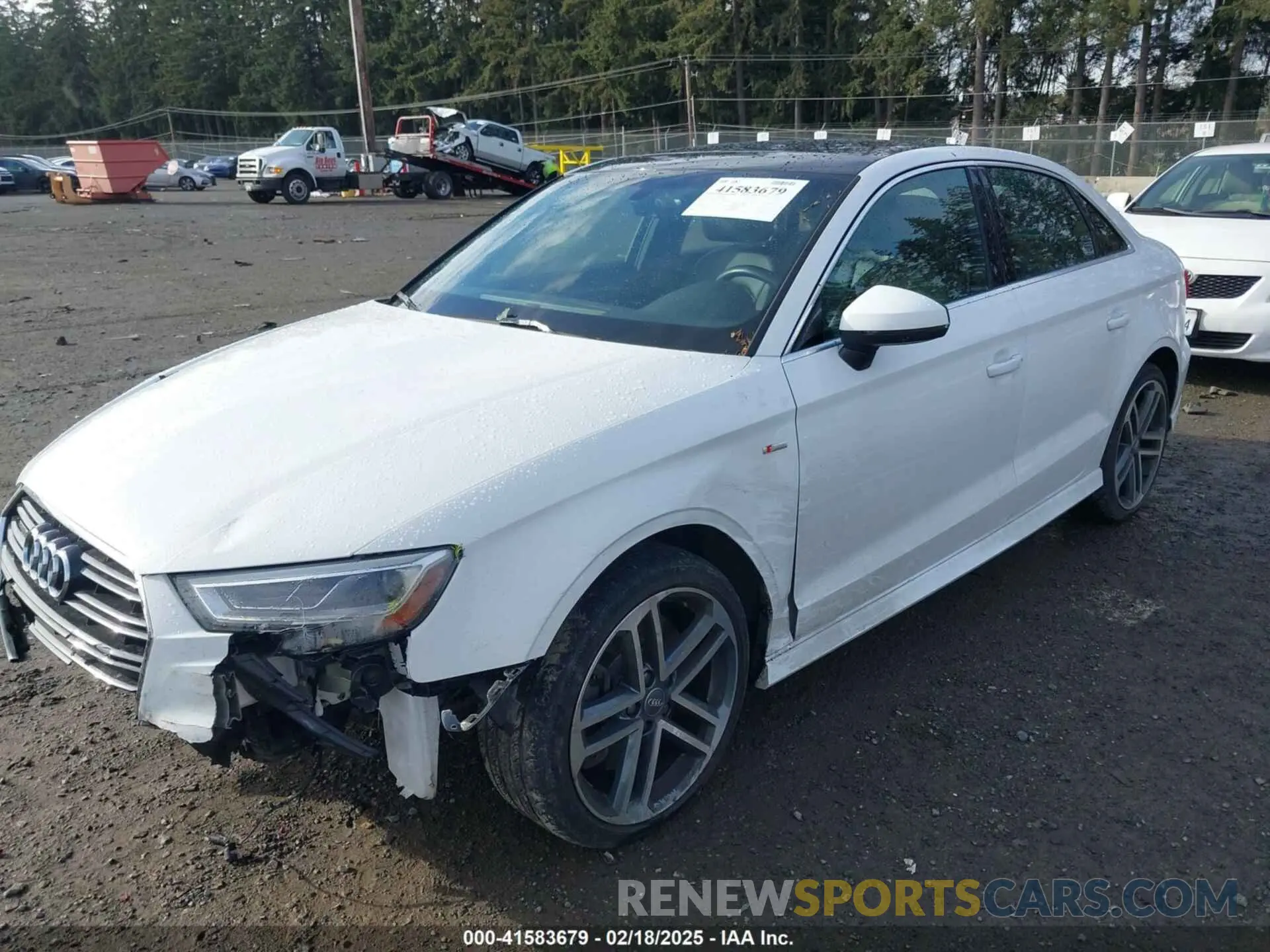 2 fotografías del automóvil dañado WAUJEGFF0KA092795 AUDI A3 2019