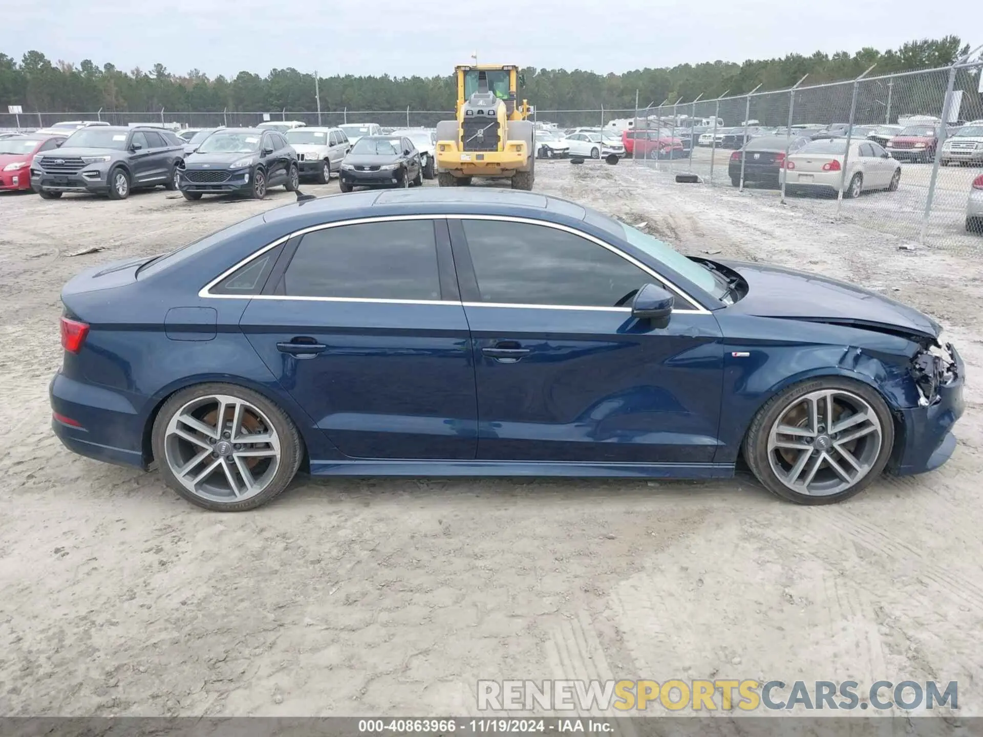 13 fotografías del automóvil dañado WAUJEGFF4K1016934 AUDI A3 2019
