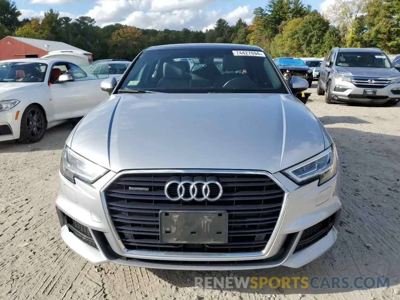 5 fotografías del automóvil dañado WAUJEGFF4KA119965 AUDI A3 2019