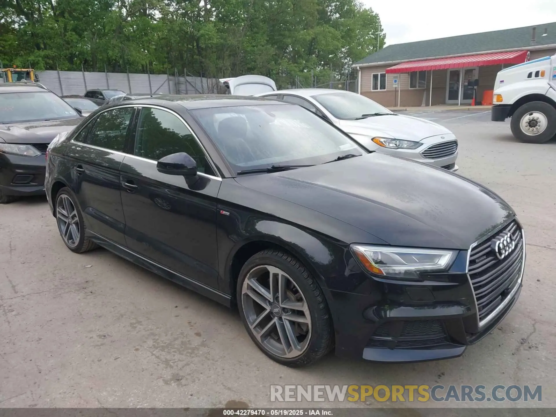 1 fotografías del automóvil dañado WAUJEGFF6K1017339 AUDI A3 2019