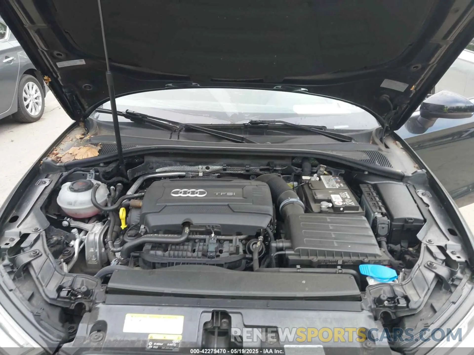 10 fotografías del automóvil dañado WAUJEGFF6K1017339 AUDI A3 2019