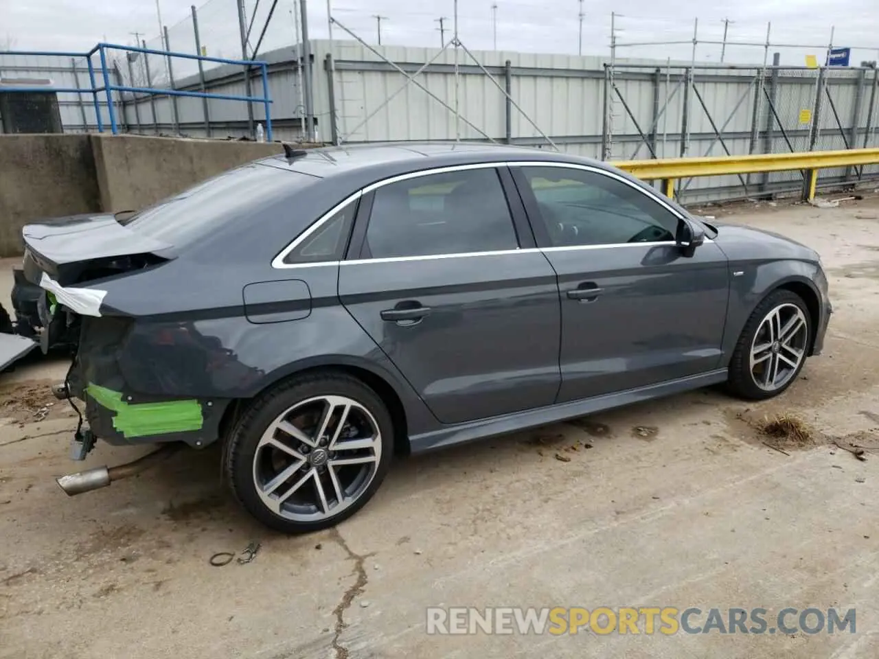 3 fotografías del automóvil dañado WAUJEGFF9K1019005 AUDI A3 2019