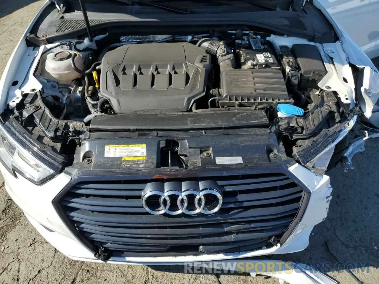 11 fotografías del automóvil dañado WAUAUGFF0LA097175 AUDI A3 2020