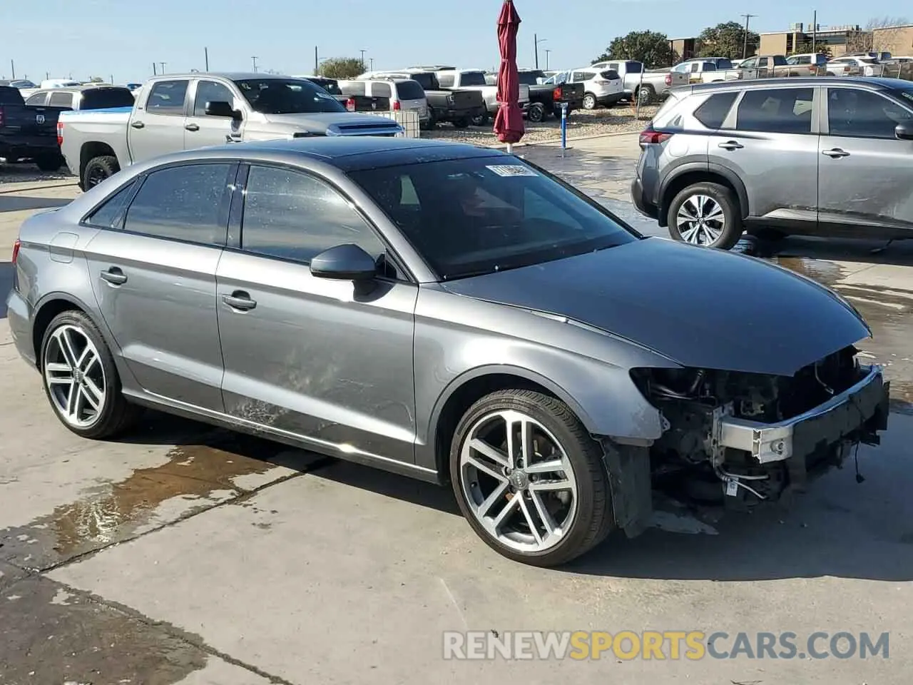 4 fotografías del automóvil dañado WAUAUGFF0LA104688 AUDI A3 2020