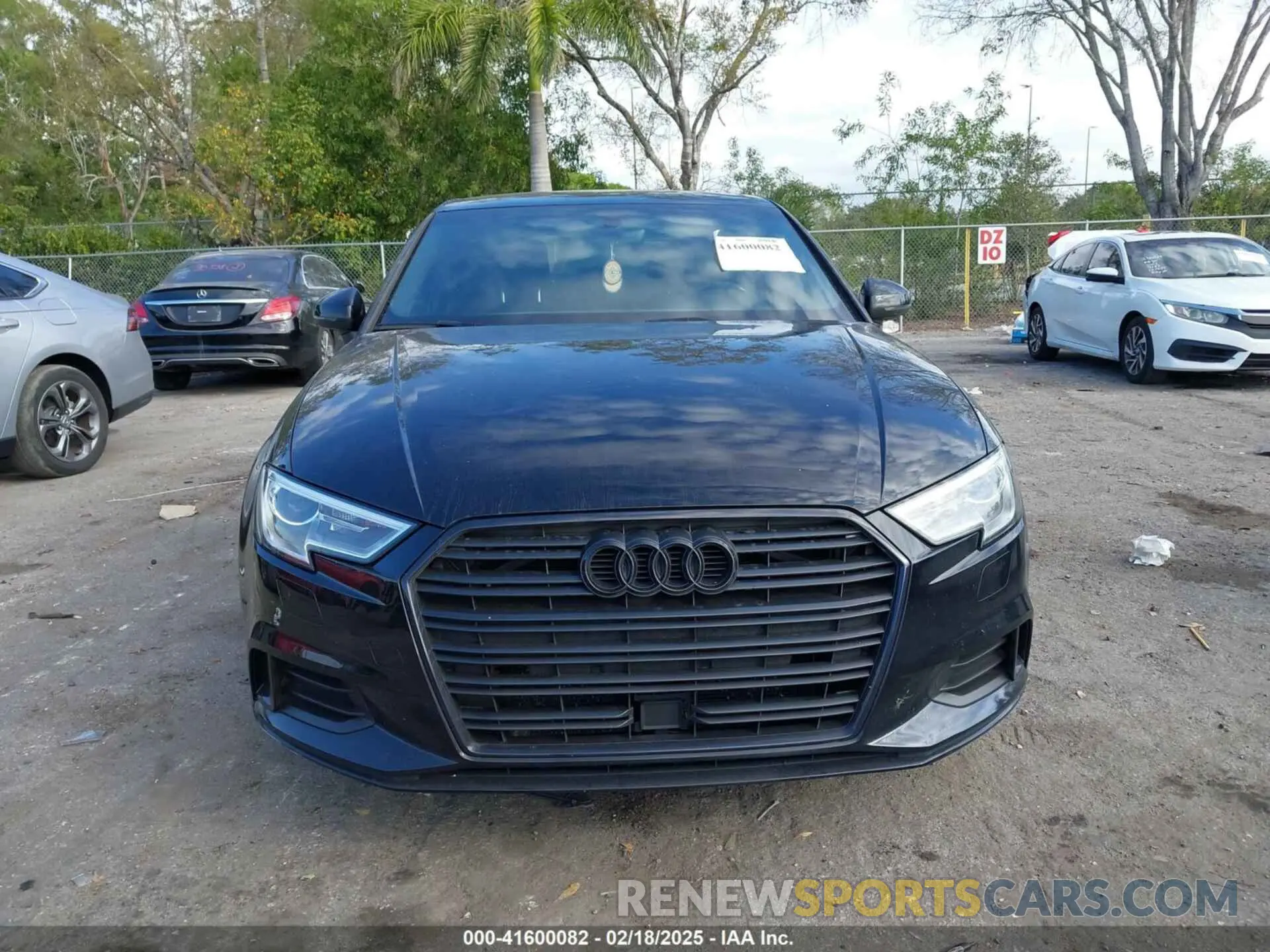 13 fotografías del automóvil dañado WAUAUGFF1LA032822 AUDI A3 2020