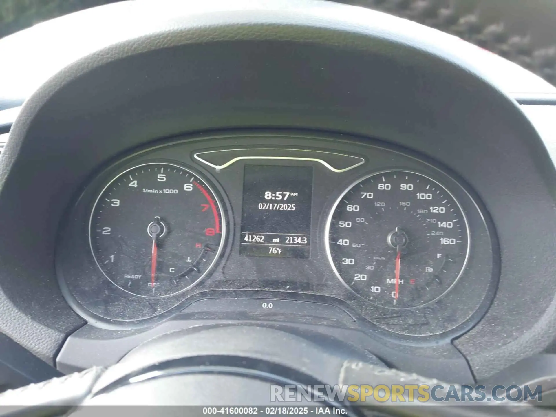 7 fotografías del automóvil dañado WAUAUGFF1LA032822 AUDI A3 2020