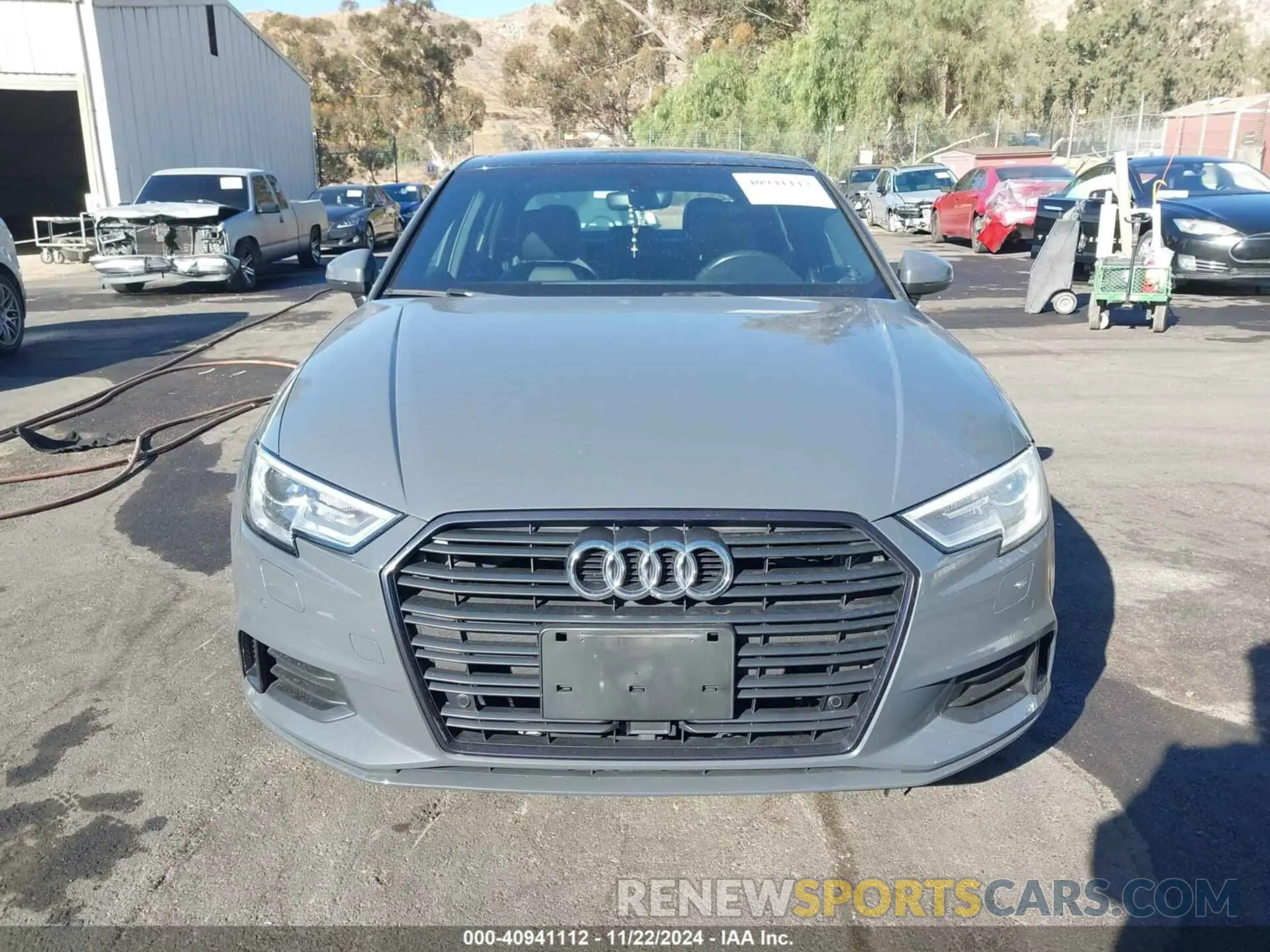 13 fotografías del automóvil dañado WAUAUGFF1LA102691 AUDI A3 2020